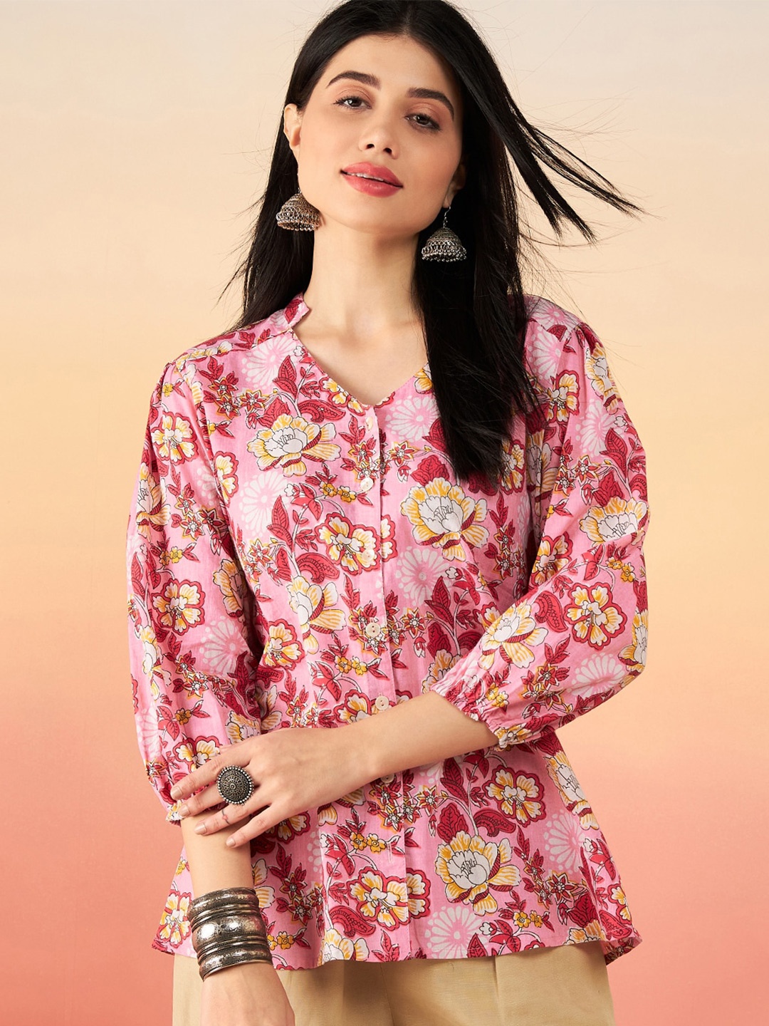 

Sangria Floral Printed Pure Cotton Straight Kurti, Pink