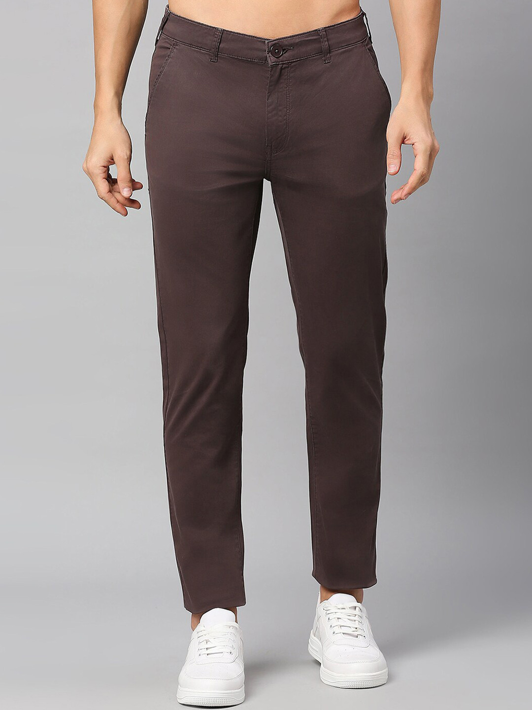

Roadster Men Brown Slim-Fit Mid-Rise Plain Cotton Chinos
