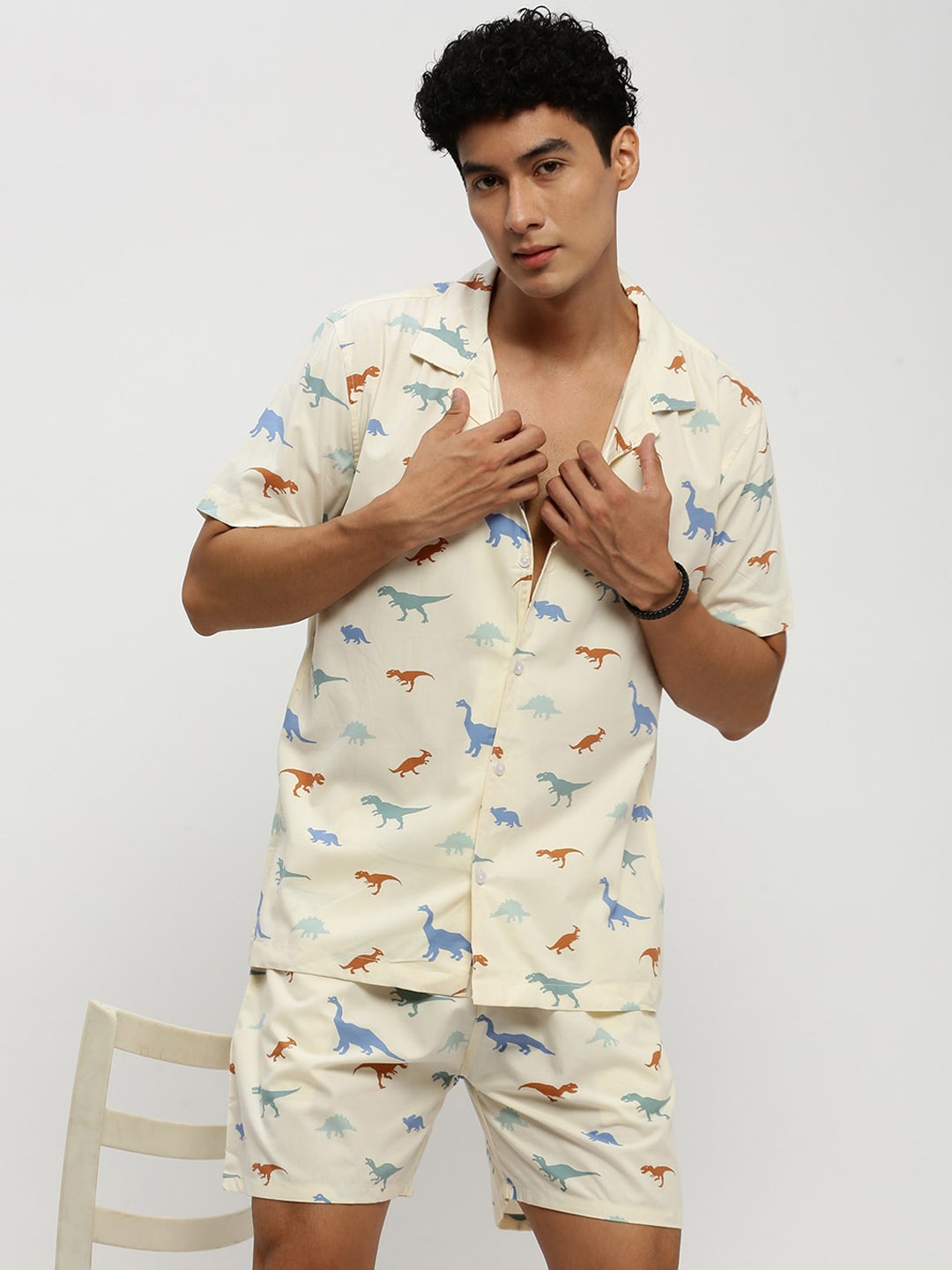 

SHOWOFF Conversational Printed Cuban Collar Pastels Shirt & Shorts, Cream