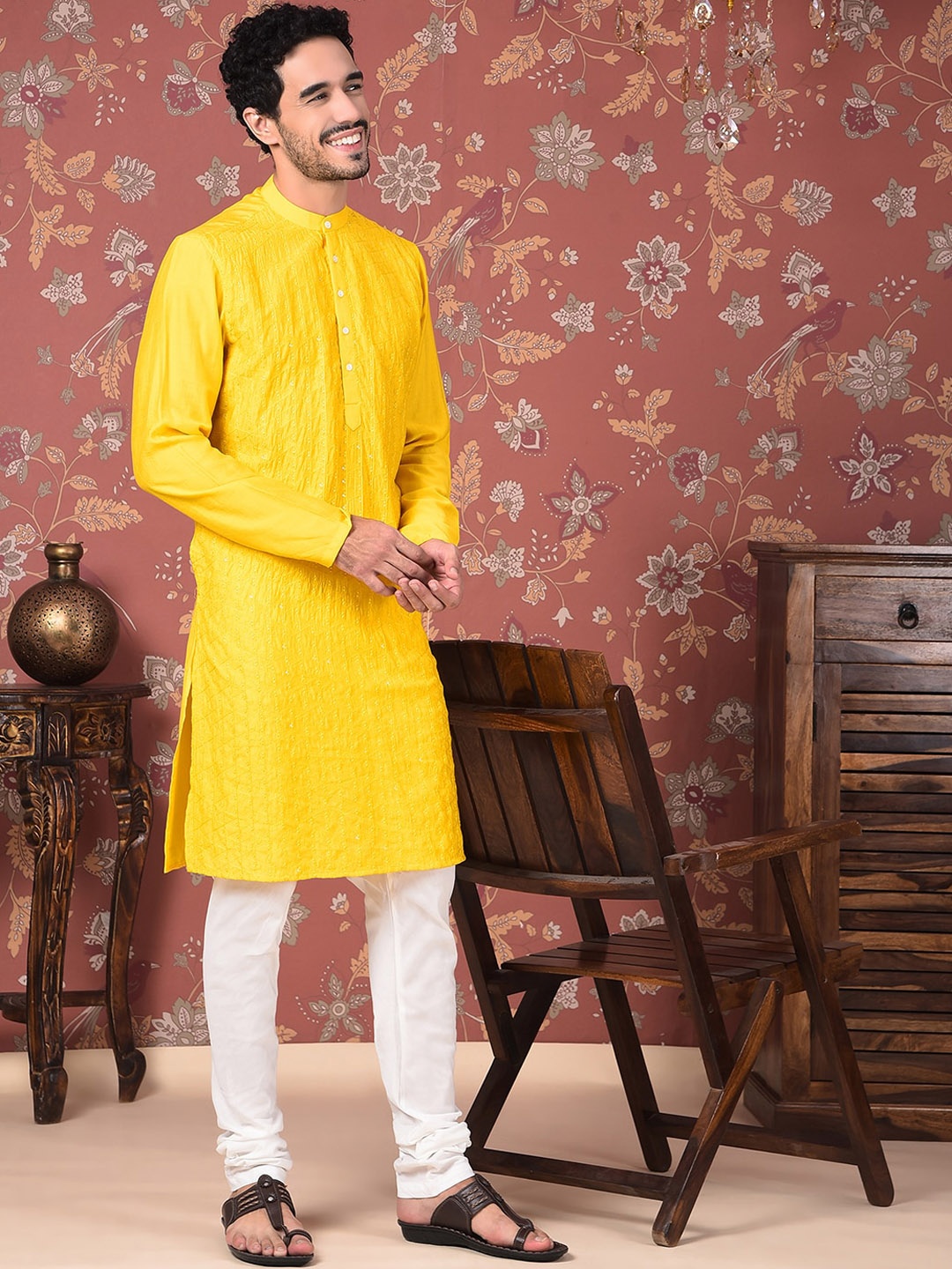 

House of Pataudi Embroidered Straight Kurta With Churidar, Yellow
