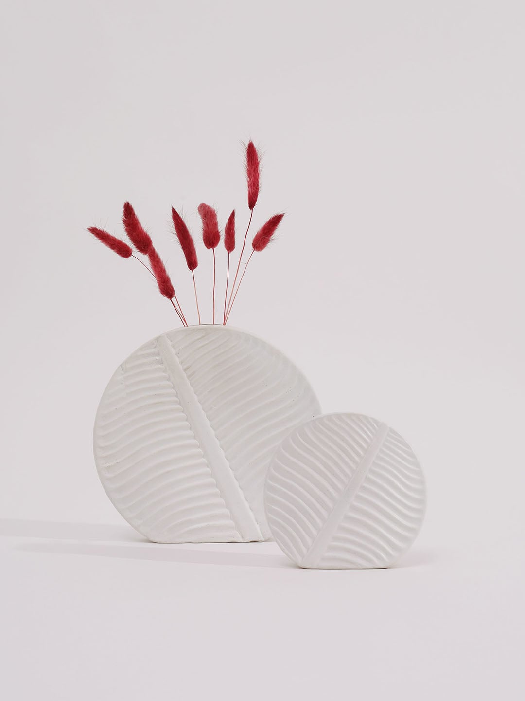 

PUREZENTO Pure Home & Living White 2-Pieces Textured Ceramic Flower Vase