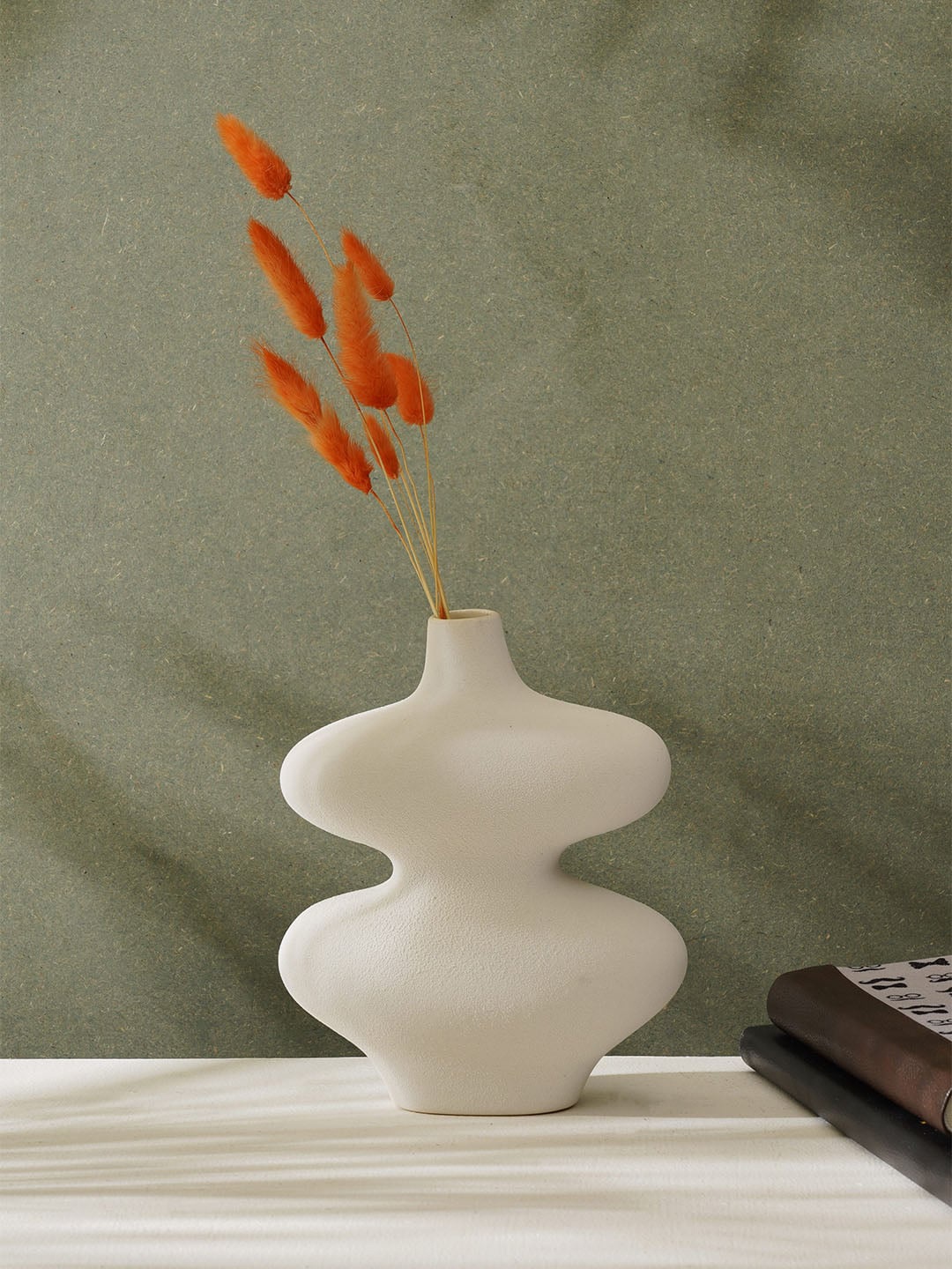 

PUREZENTO White Solid Ceramic Infinity Flower Vase