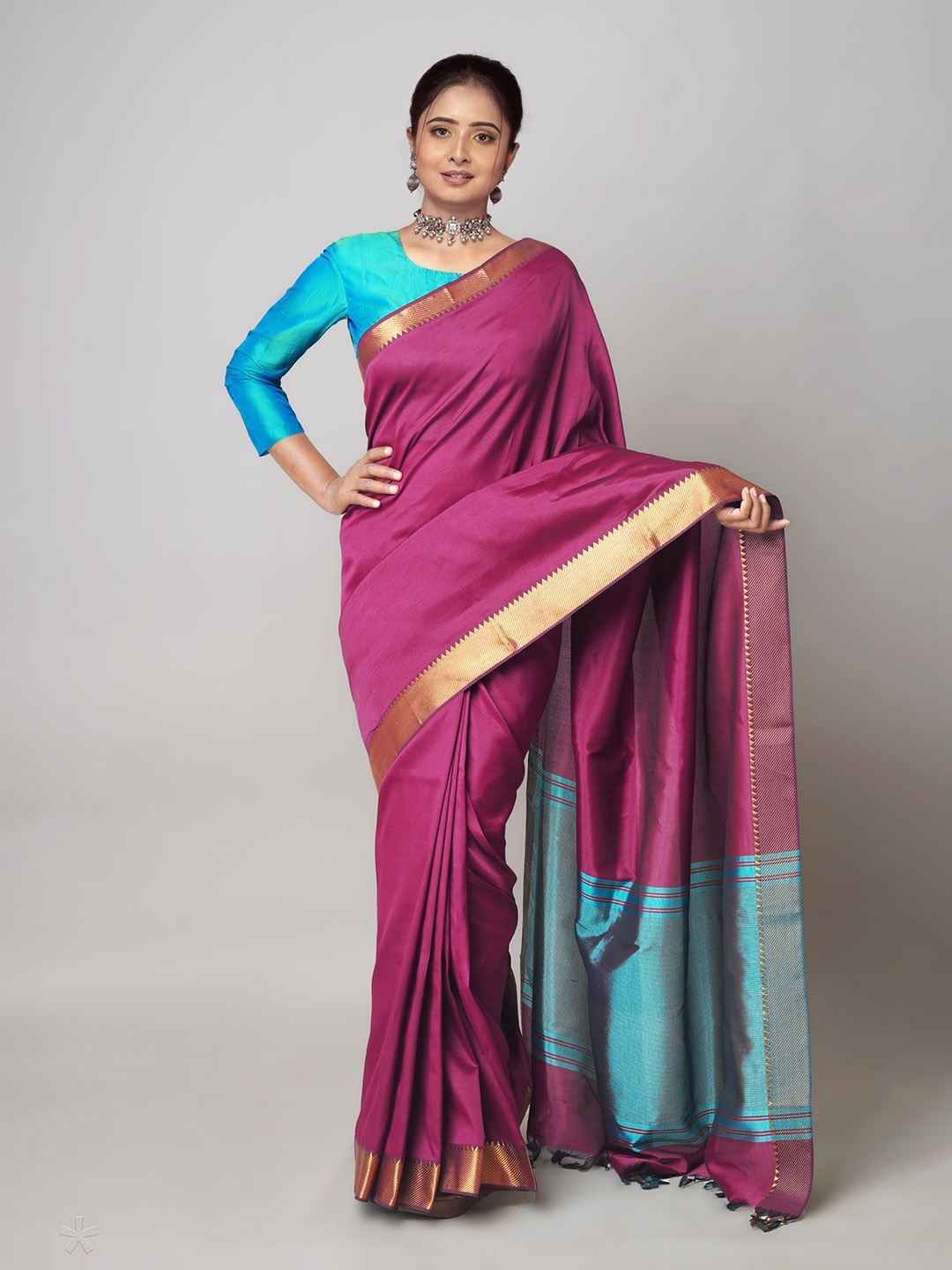 

Unnati Silks Zari Silk Blend Mangalagiri Saree, Pink