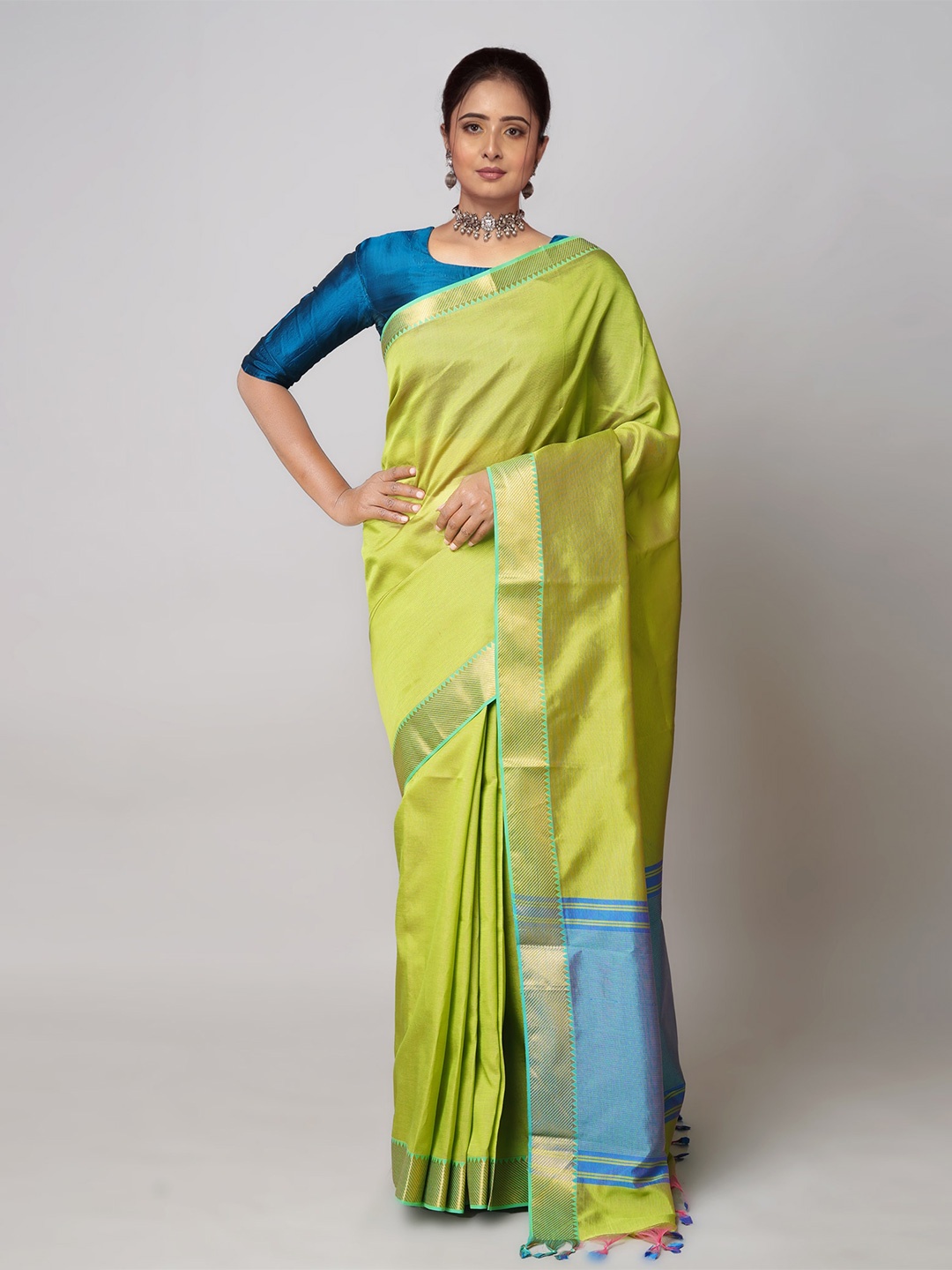 

Unnati Silks Woven Design Border Zari Detail Mangalagiri Saree, Green
