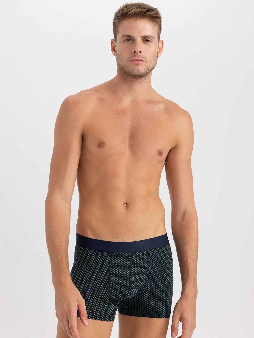 

DeFacto Printed Short Trunk 232894379-NV135, Green
