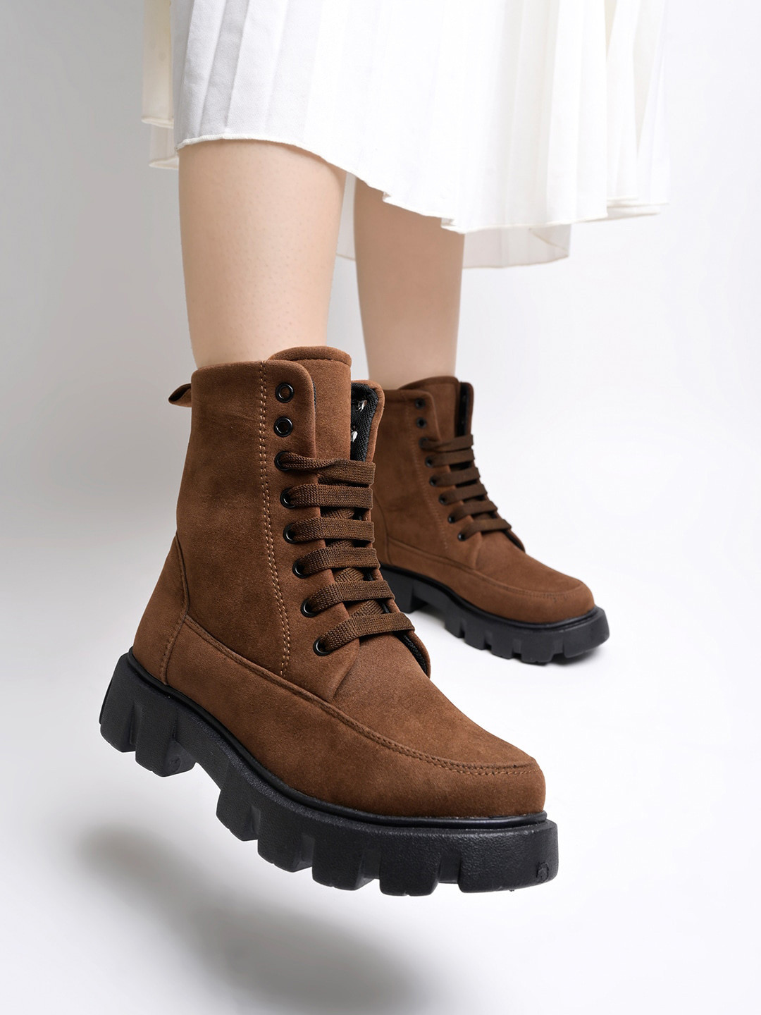 

Shoetopia Women Heeled Suede Mid-Top Regular Boots, Brown