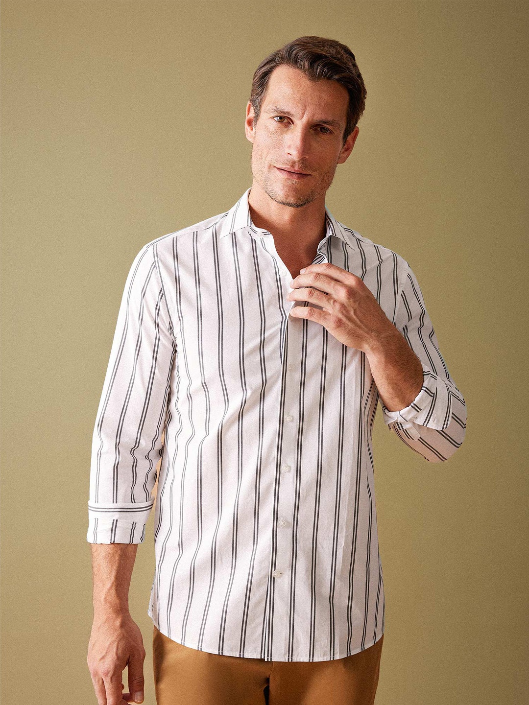 

DeFacto Striped Spread Collar Pure Cotton Casual Shirt, White