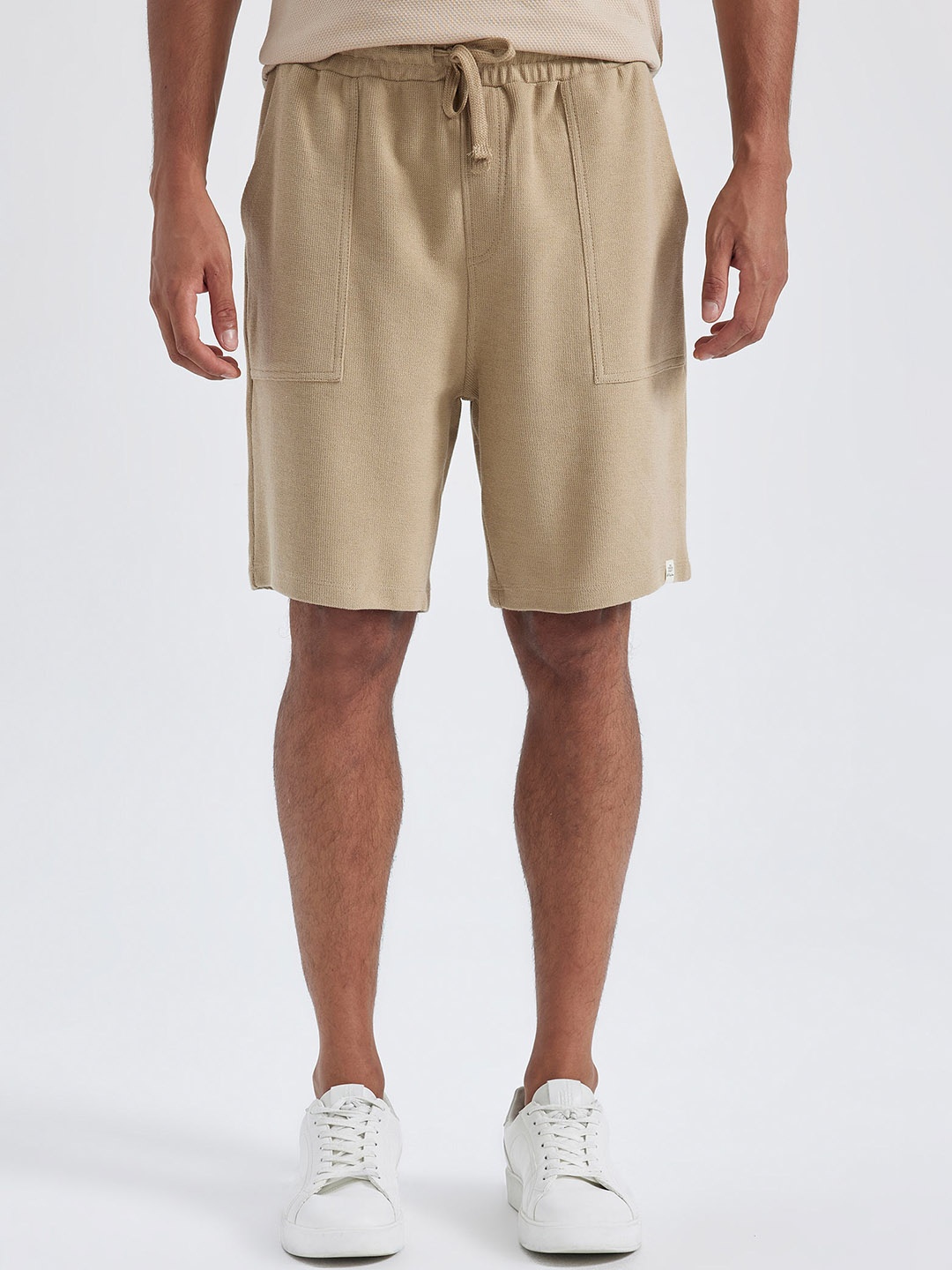 

DeFacto Men Mid Rise Pure Cotton Shorts, Na