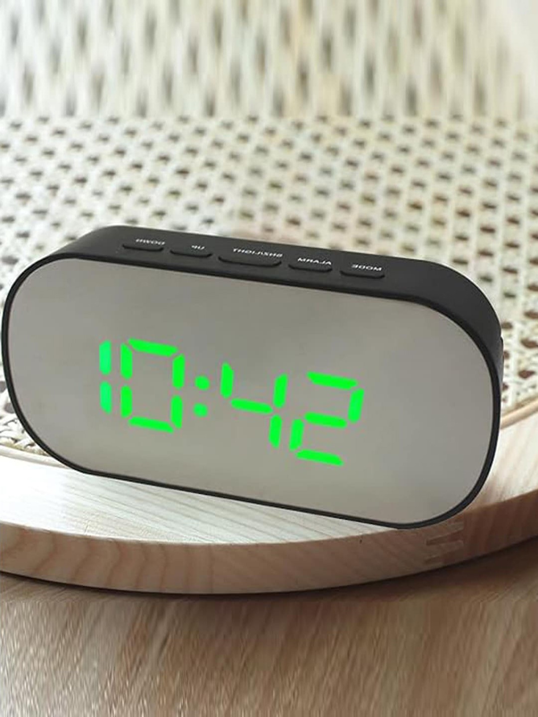 

Kuber Industries Black Contemporary Alarm Clock