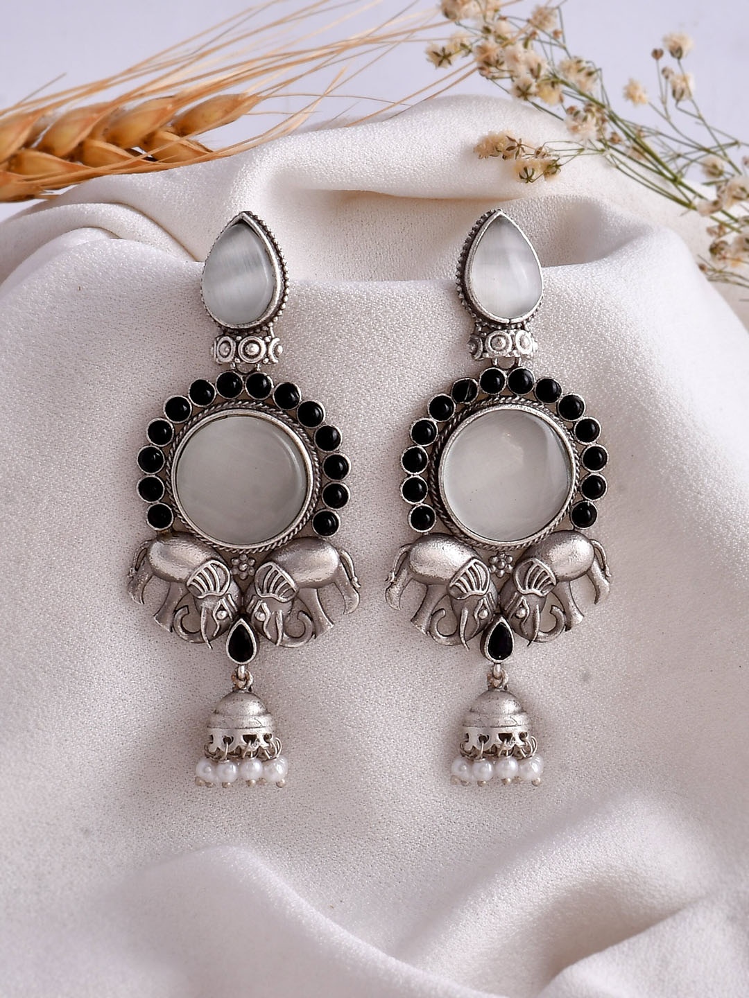 

DASTOOR Silver-Plated Contemporary Jhumkas Earrings