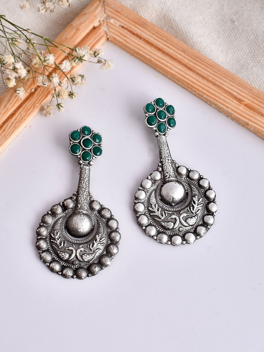

DASTOOR Silver-Plated Beaded Contemporary Drop Earrings
