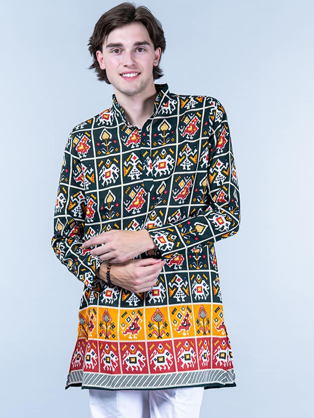 

Tistabene Ethnic Motifs Printed Pure Cotton Straight Kurta, Green