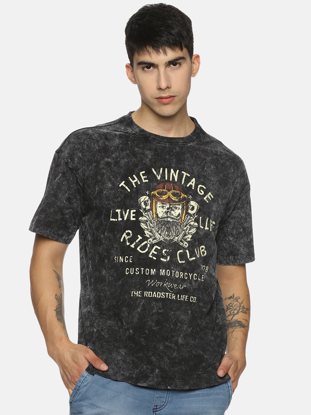 

The Roadster Lifestyle Co. Black Typography Printed Oversized Pure Cotton T-Shirt