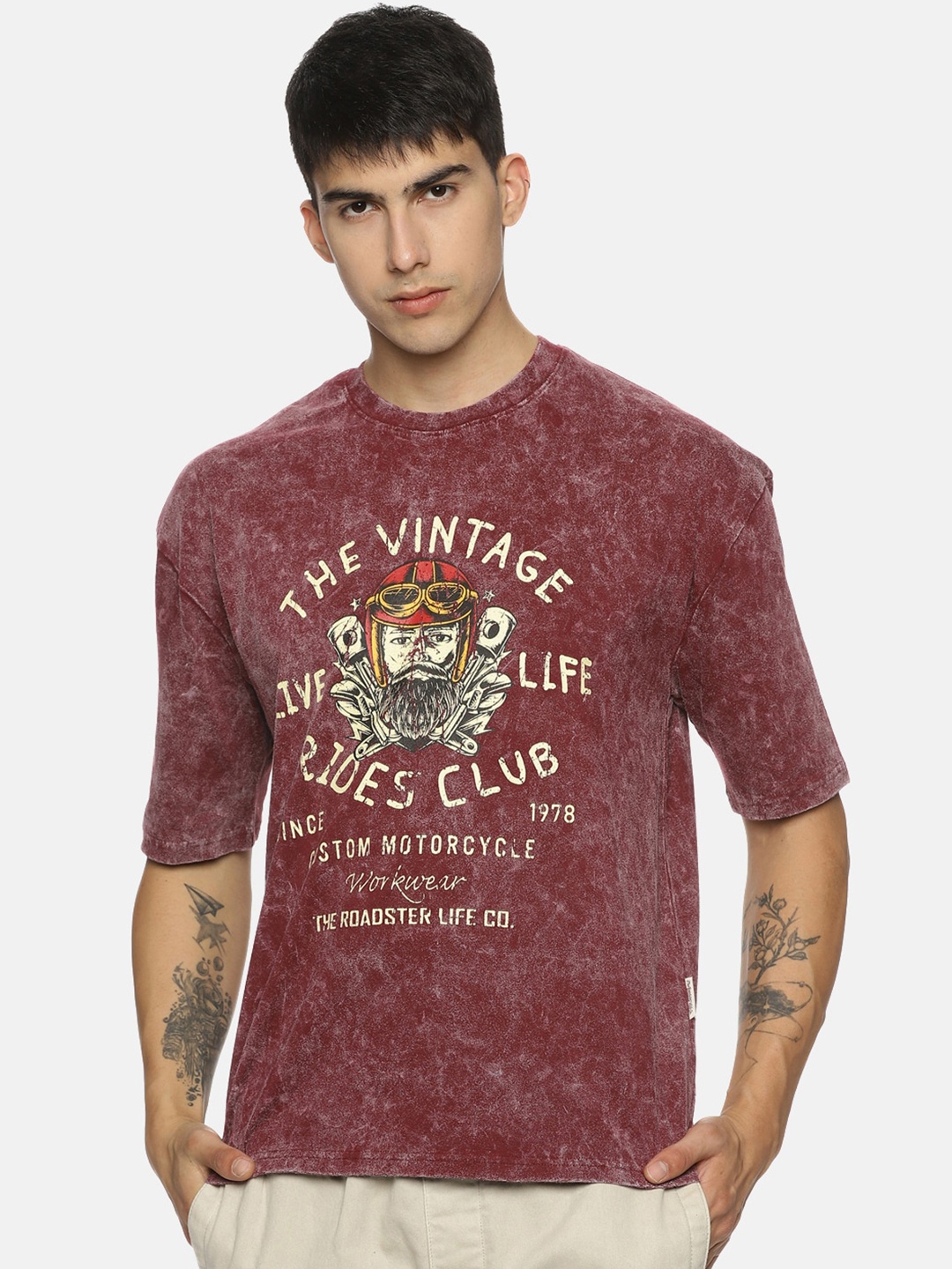 

The Roadster Lifestyle Co. Typography Printed Oversized Pure Cotton T-Shirt, Maroon
