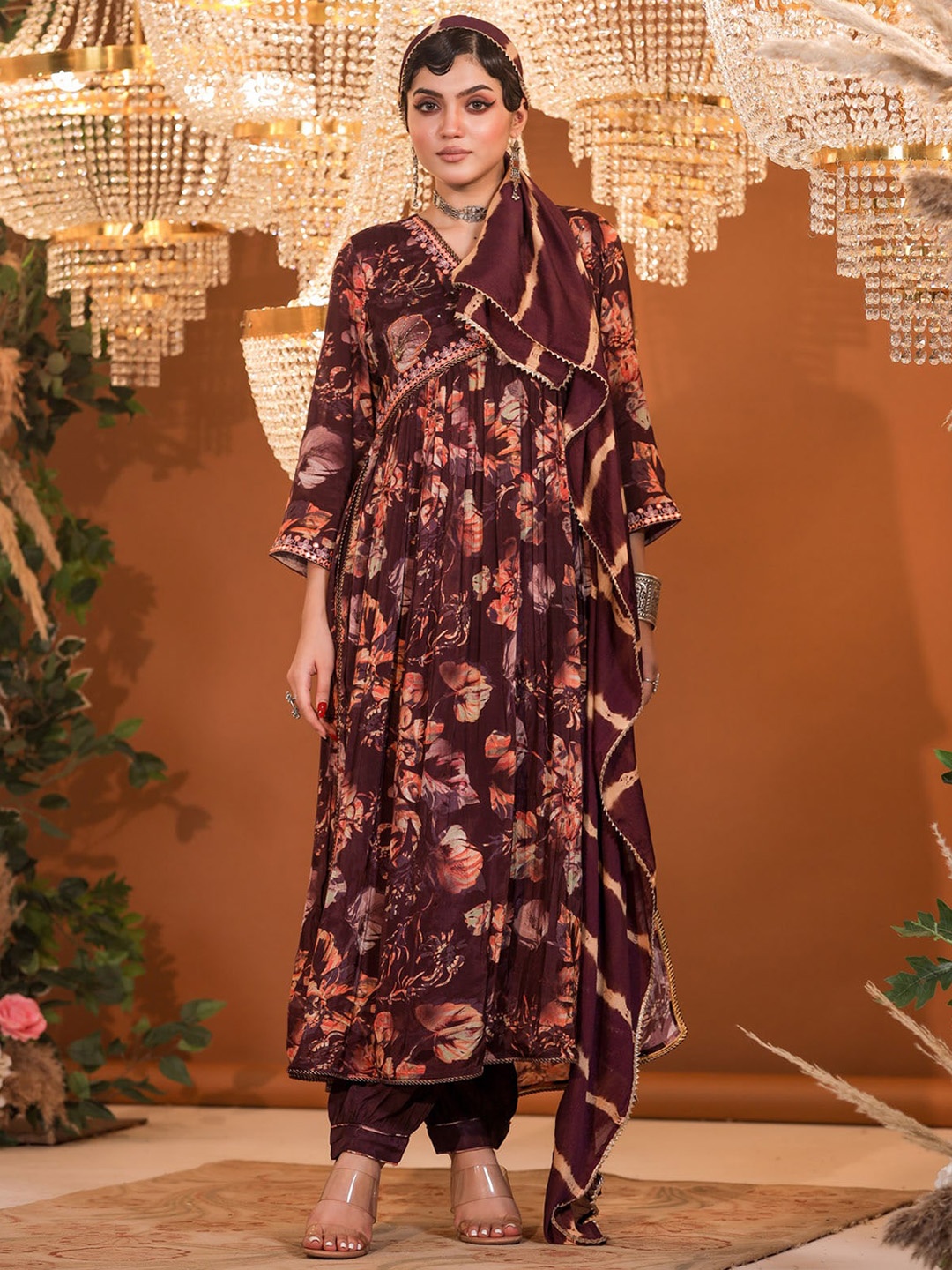 

FASHION DWAR Floral Printed Thread Work Kurta & Trousers With Dupatta, Brown