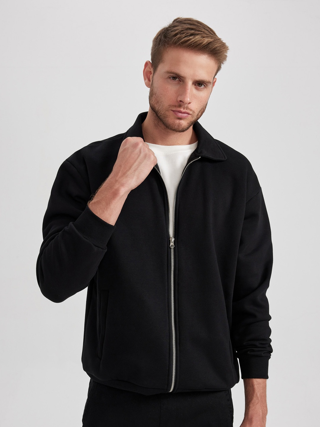 

DeFacto Shirt Collar Cotton Sweatshirt, Black