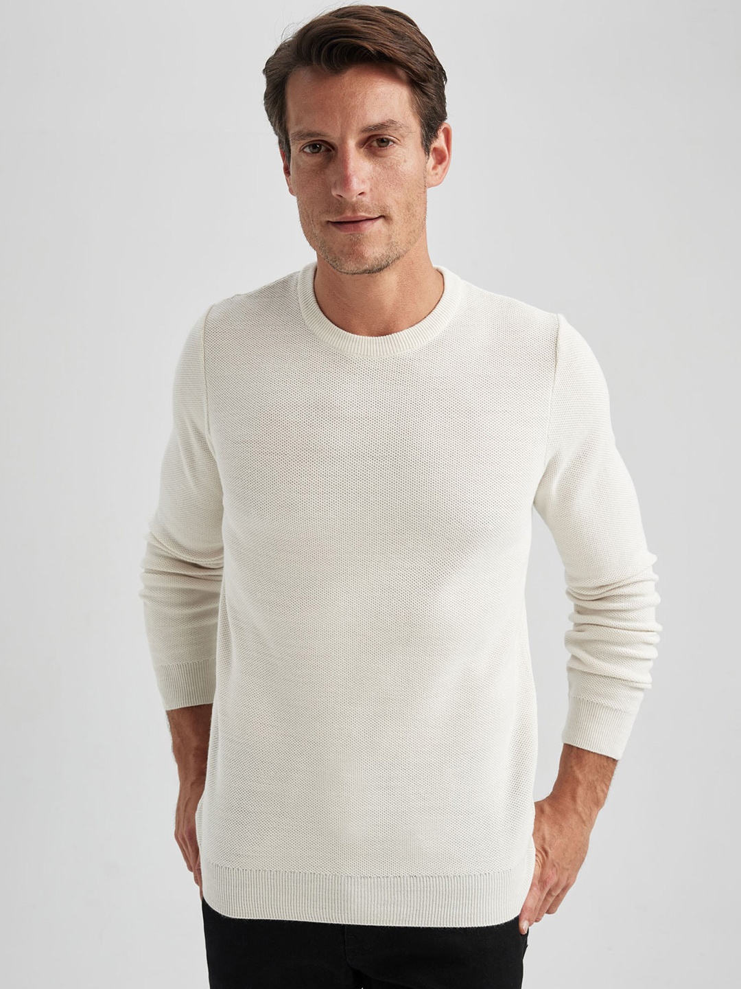 

DeFacto Ribbed Acrylic Pullover, White