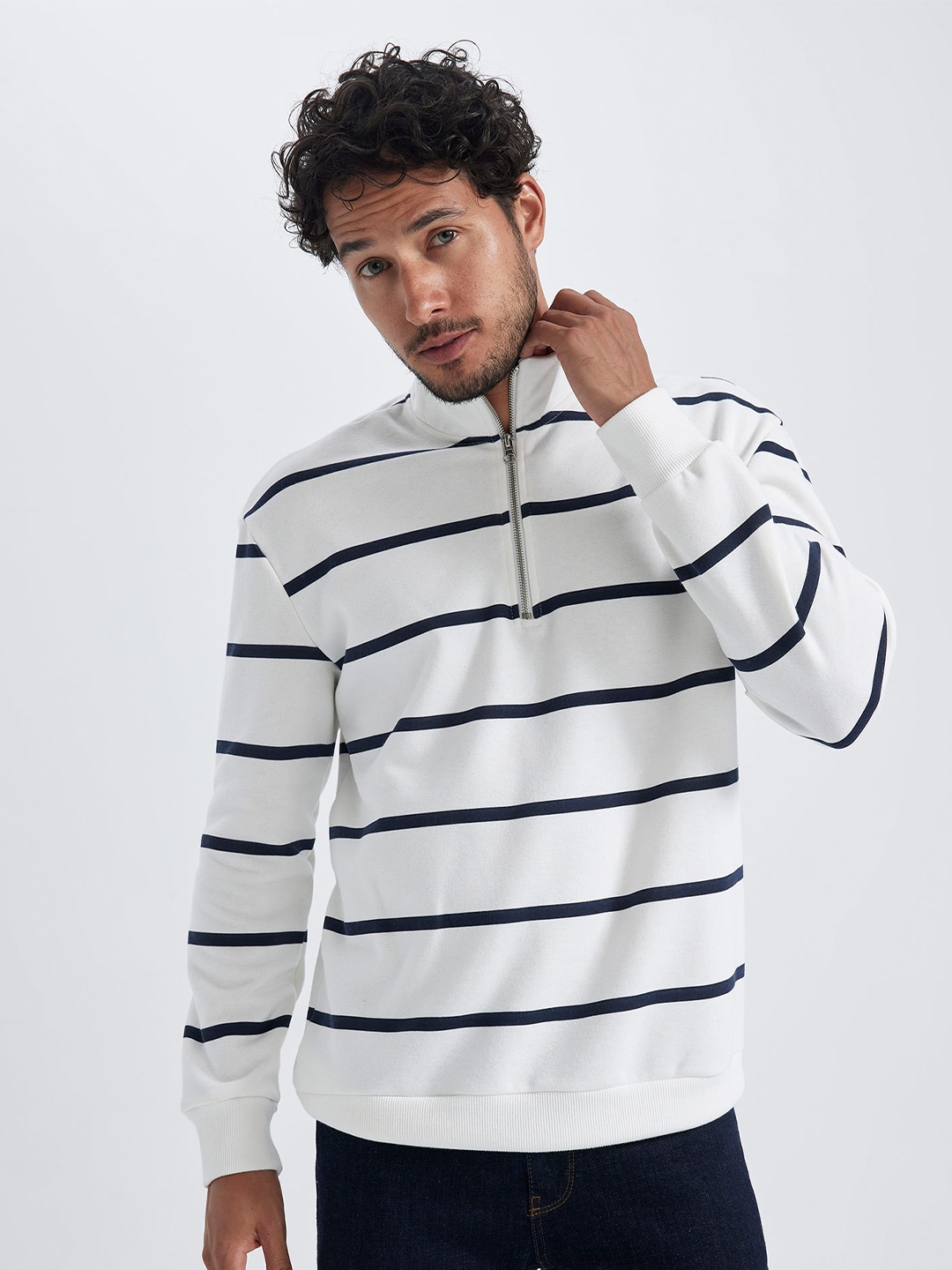 

DeFacto Striped Pullover Sweater, White