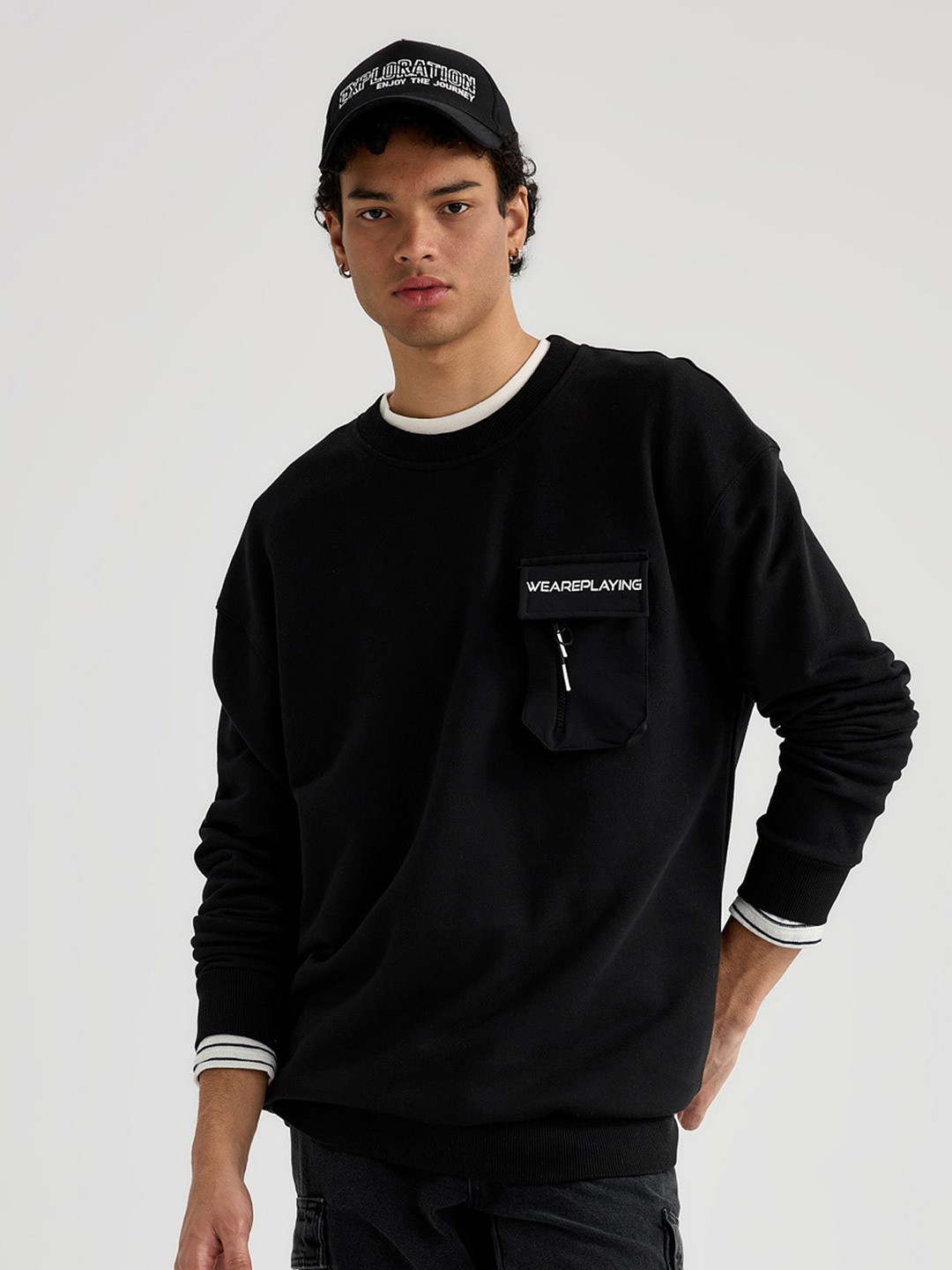 

DeFacto Round Neck Long Sleeves Pullover, Black