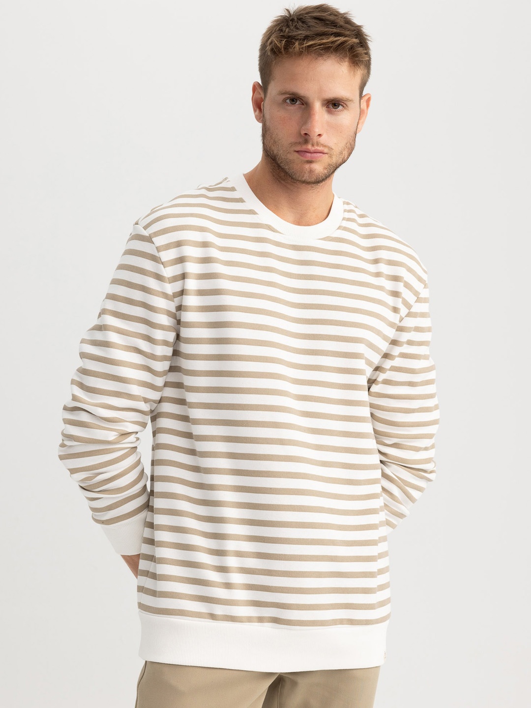 

DeFacto Striped Pullover Sweatshirt, White