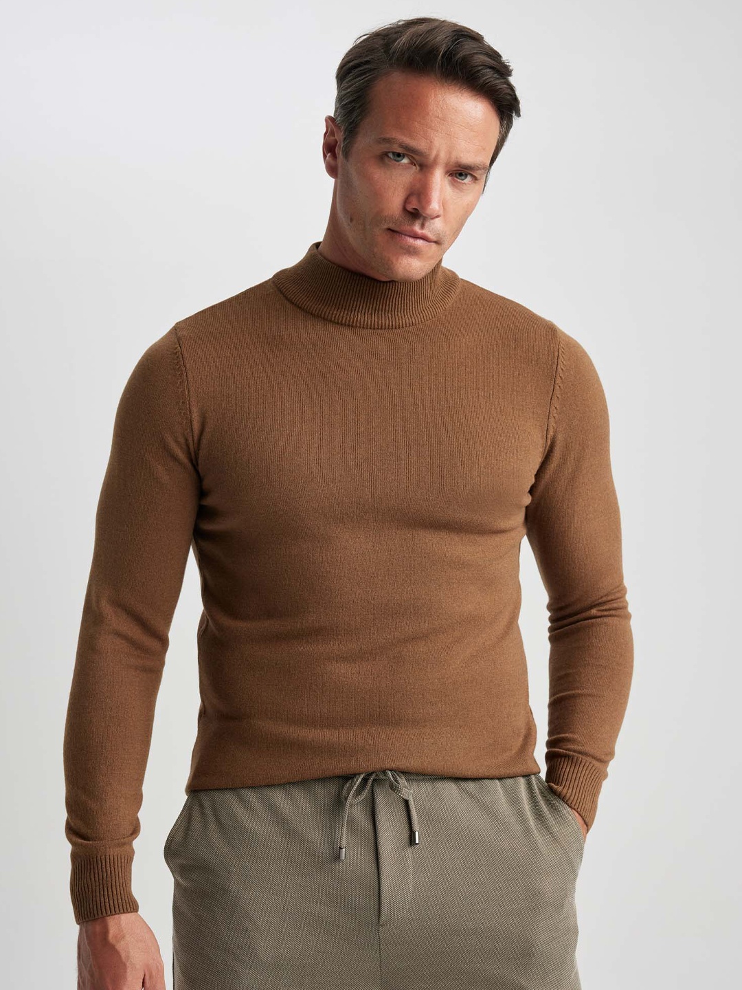 

DeFacto Ribbed Turtle Neck Acrylic Pullover, Brown