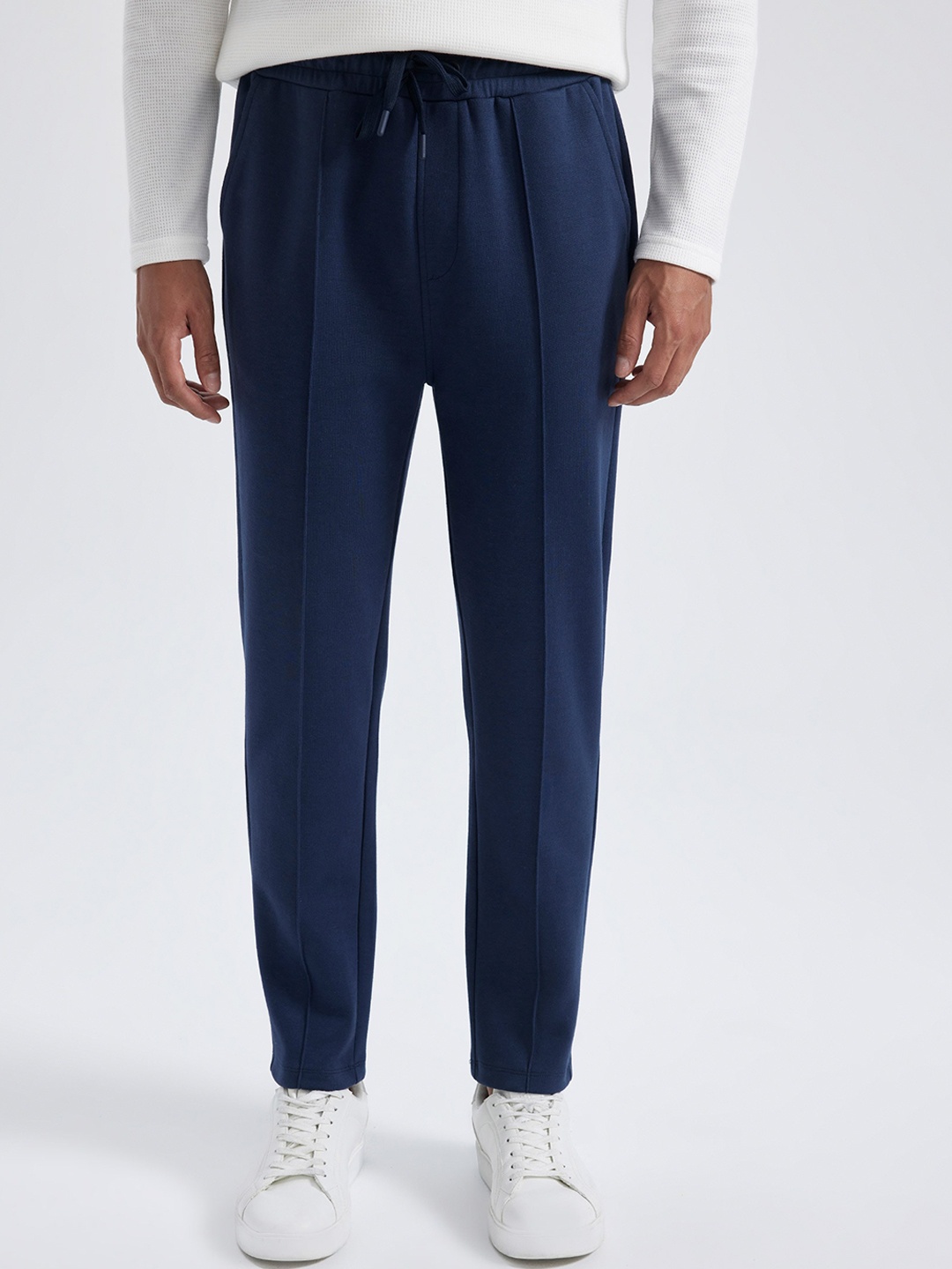 

DeFacto Men Mid-Rise Joggers Trousers, Blue