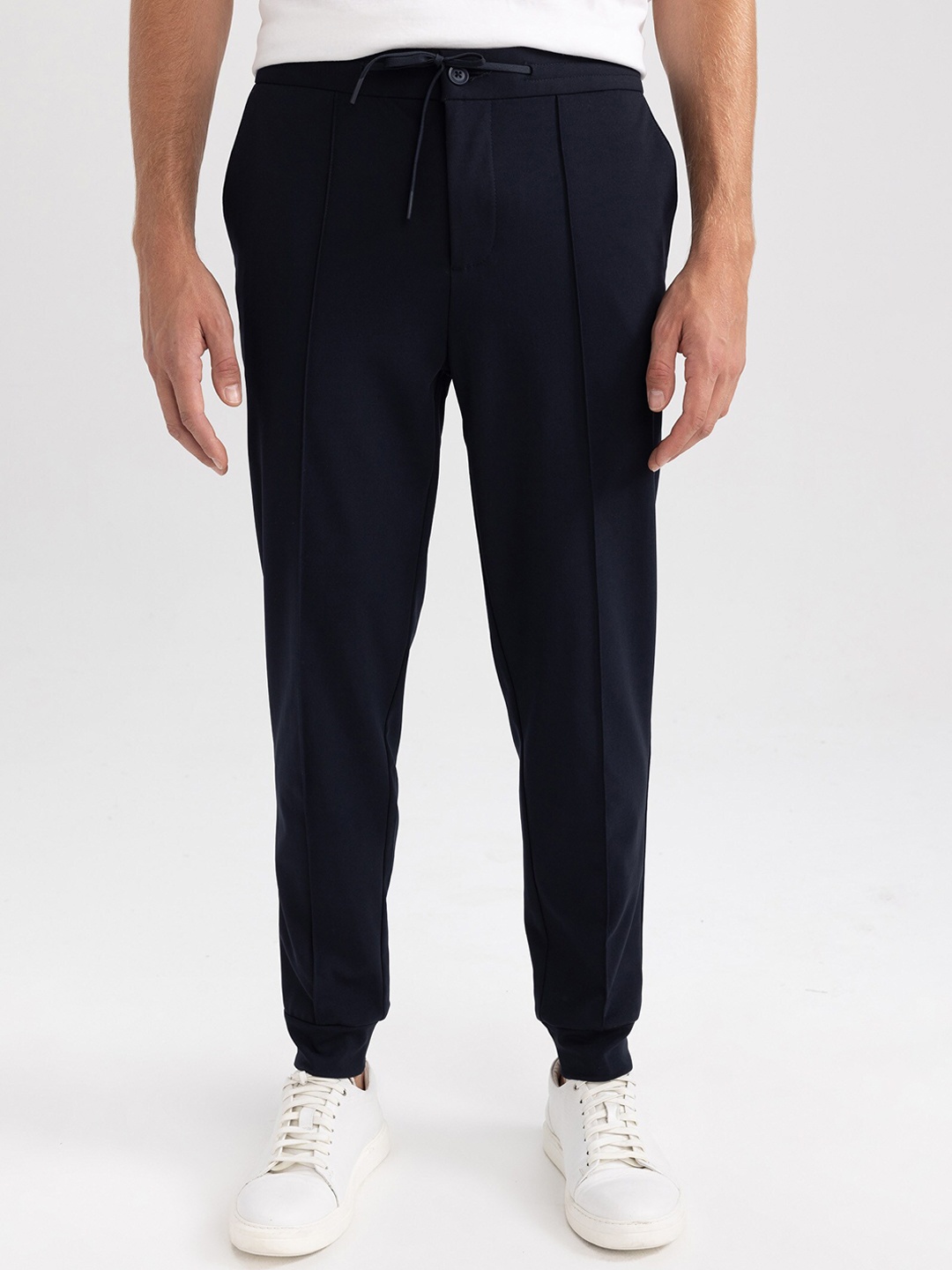 

DeFacto Men Joggers Trousers, Black