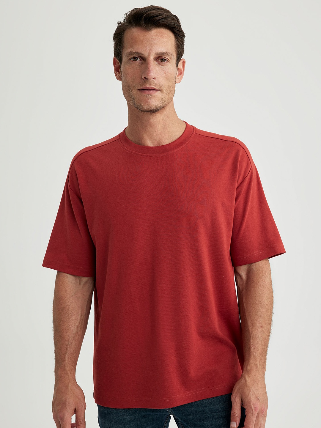

DeFacto Round Neck Drop Shoulder Sleeves Cotton T-shirt, Red