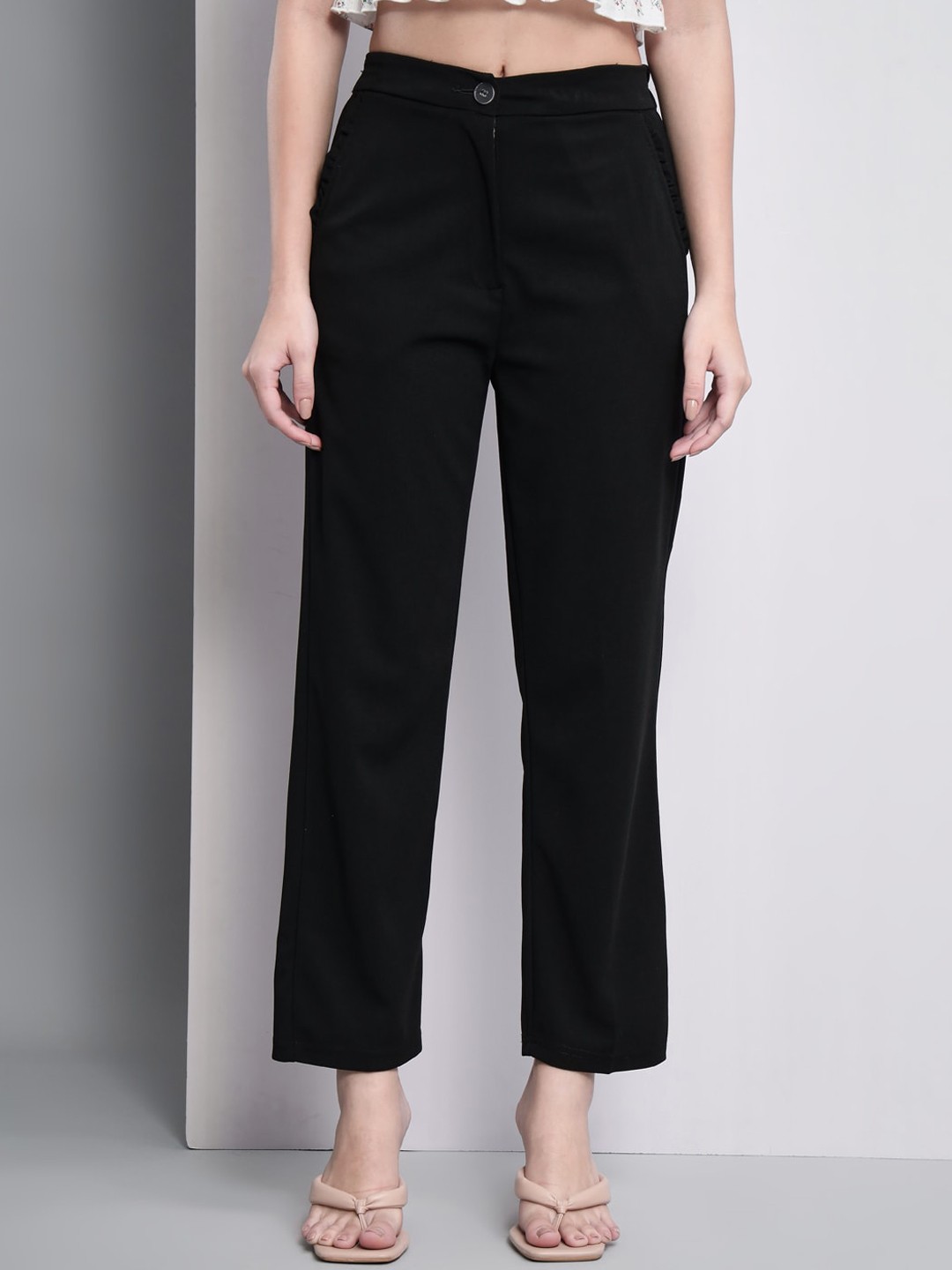 

Q-rious Women Mid-Rise Parallel Trousers, Black