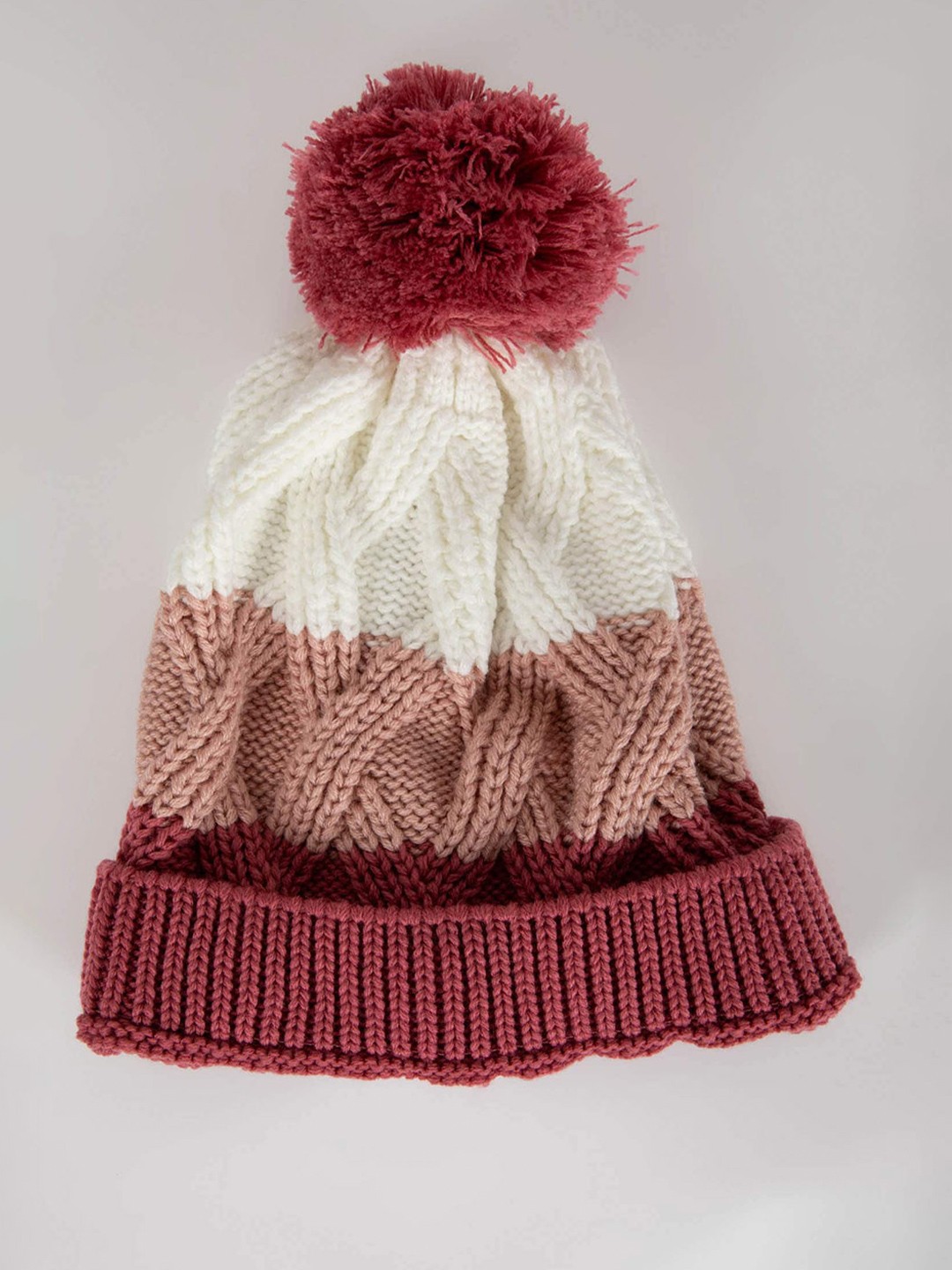 

DeFacto Girls Self Design Acrylic Beanie, White