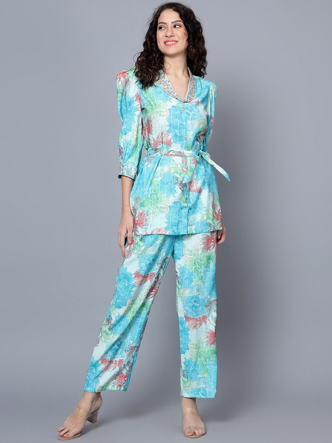 

Bani Women Printed Mandarin Collar Tunic Top With Flared Trousers Co-Ords, Blue