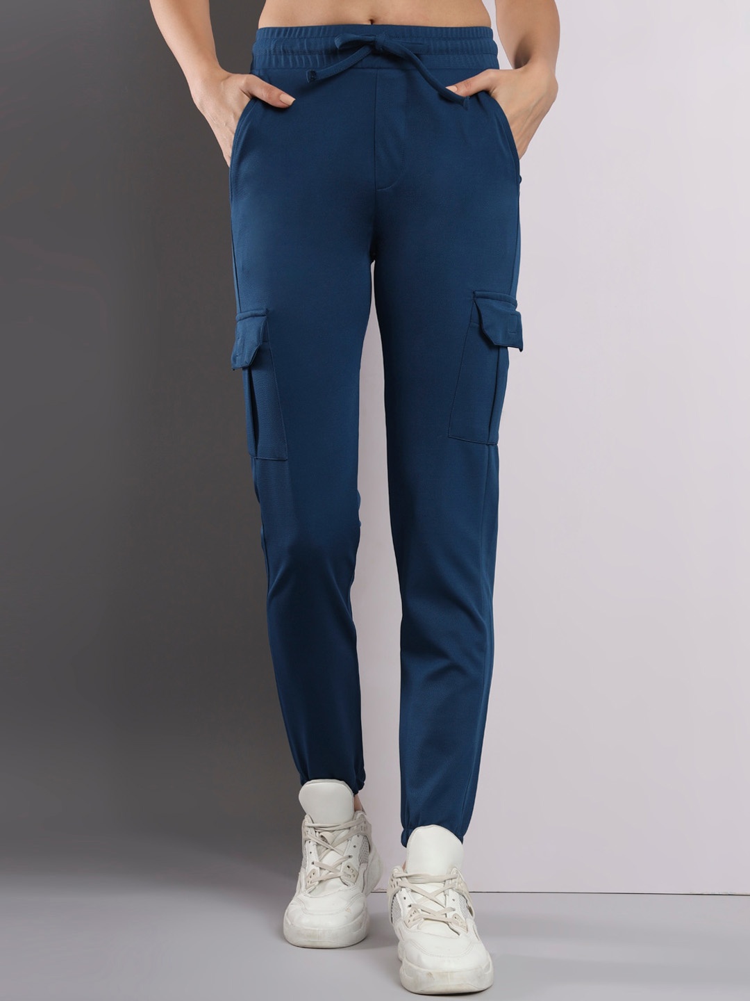 

Q-rious Women Mid Rise Joggers, Blue