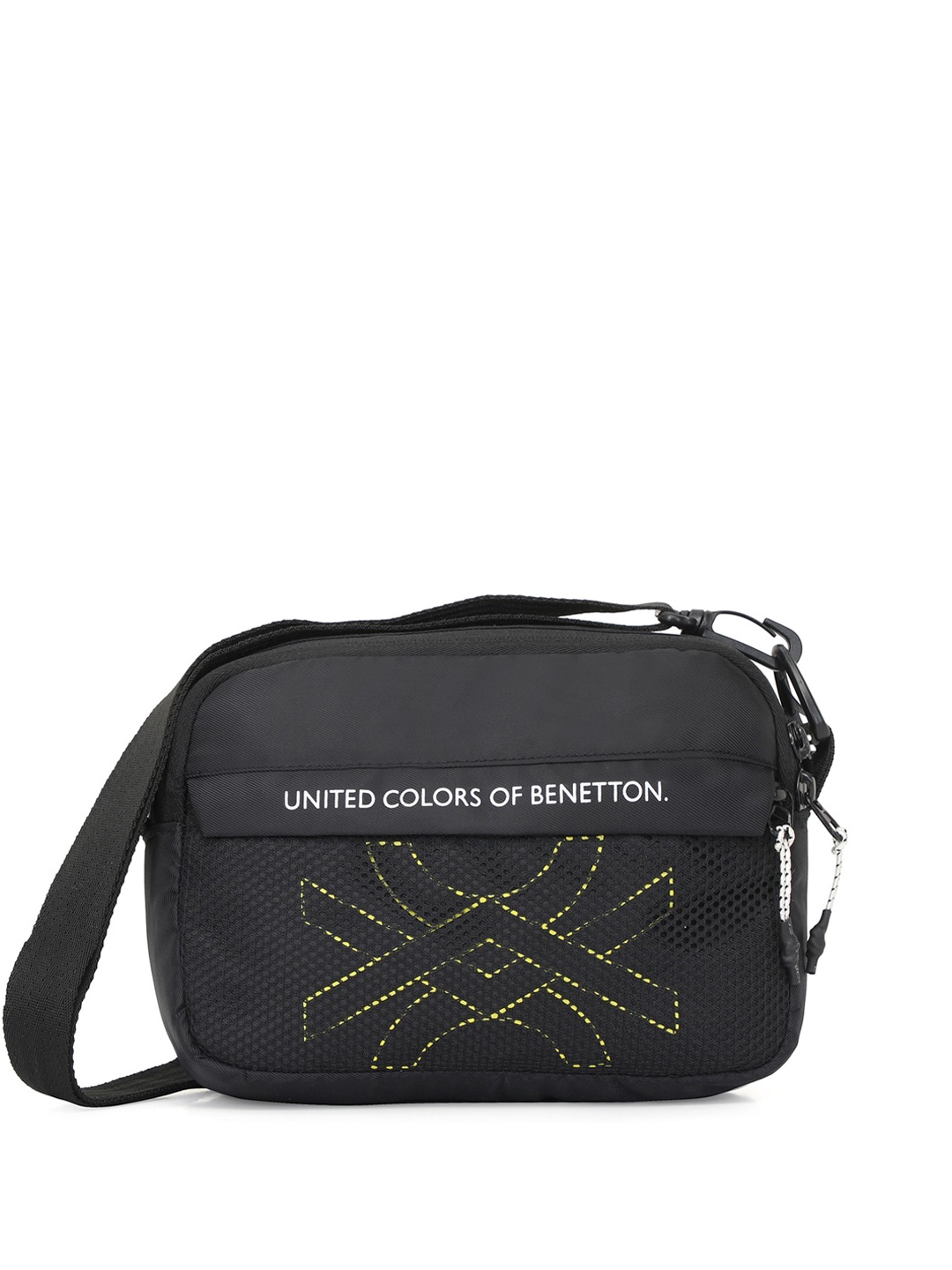 

United Colors of Benetton unisex Textured Travel Pouch, Black