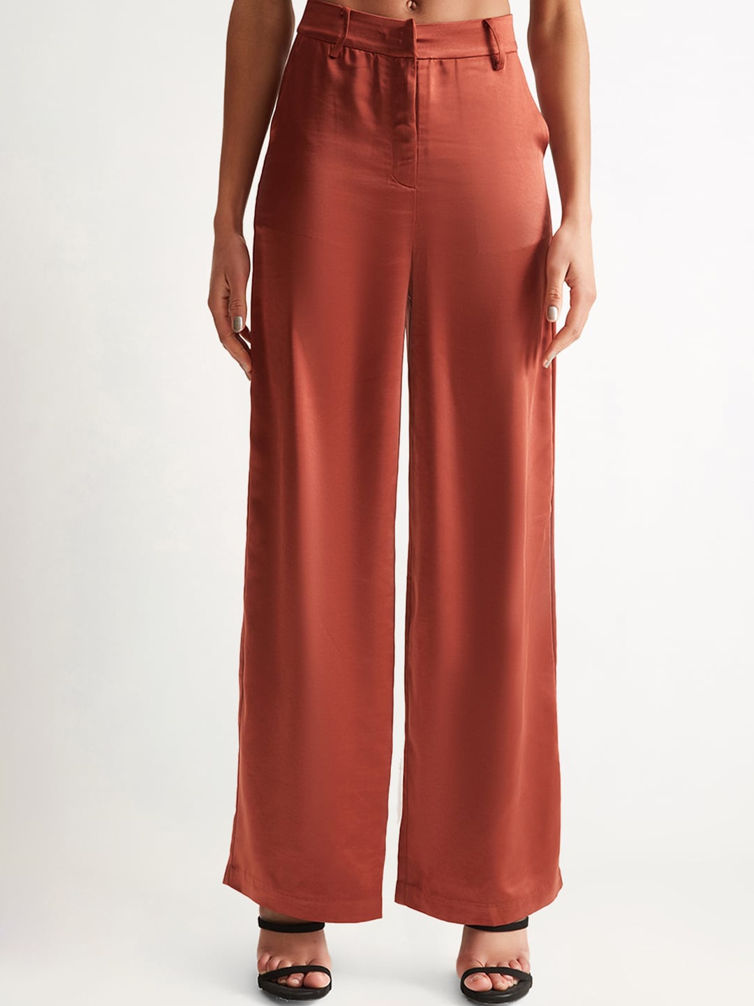 

COVER STORY Women Rust Mid-Rise Parallel Trousers