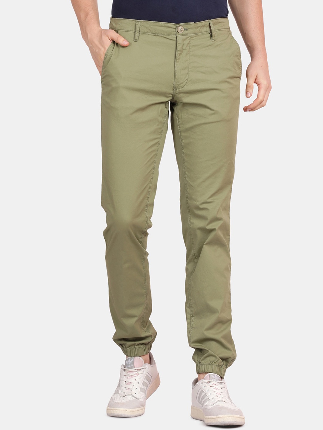 

t-base Men Regular Fit Mid-Rise Joggers Trousers, Green