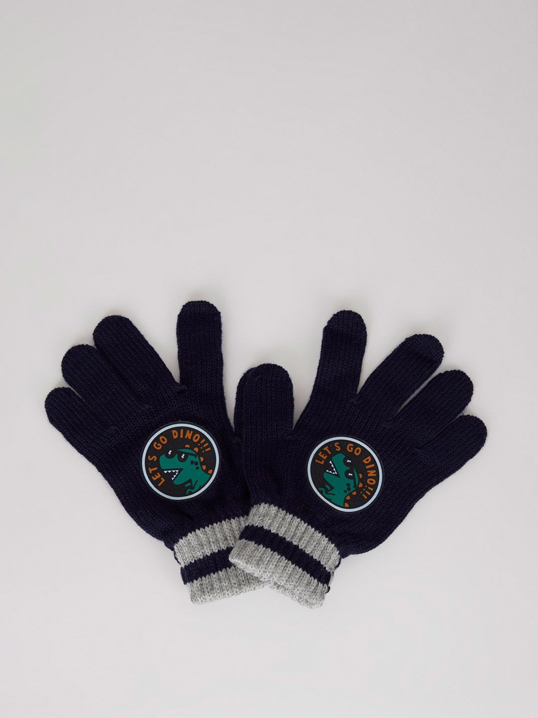

DeFacto Boys Printed Acrylic Hand Gloves, Navy blue