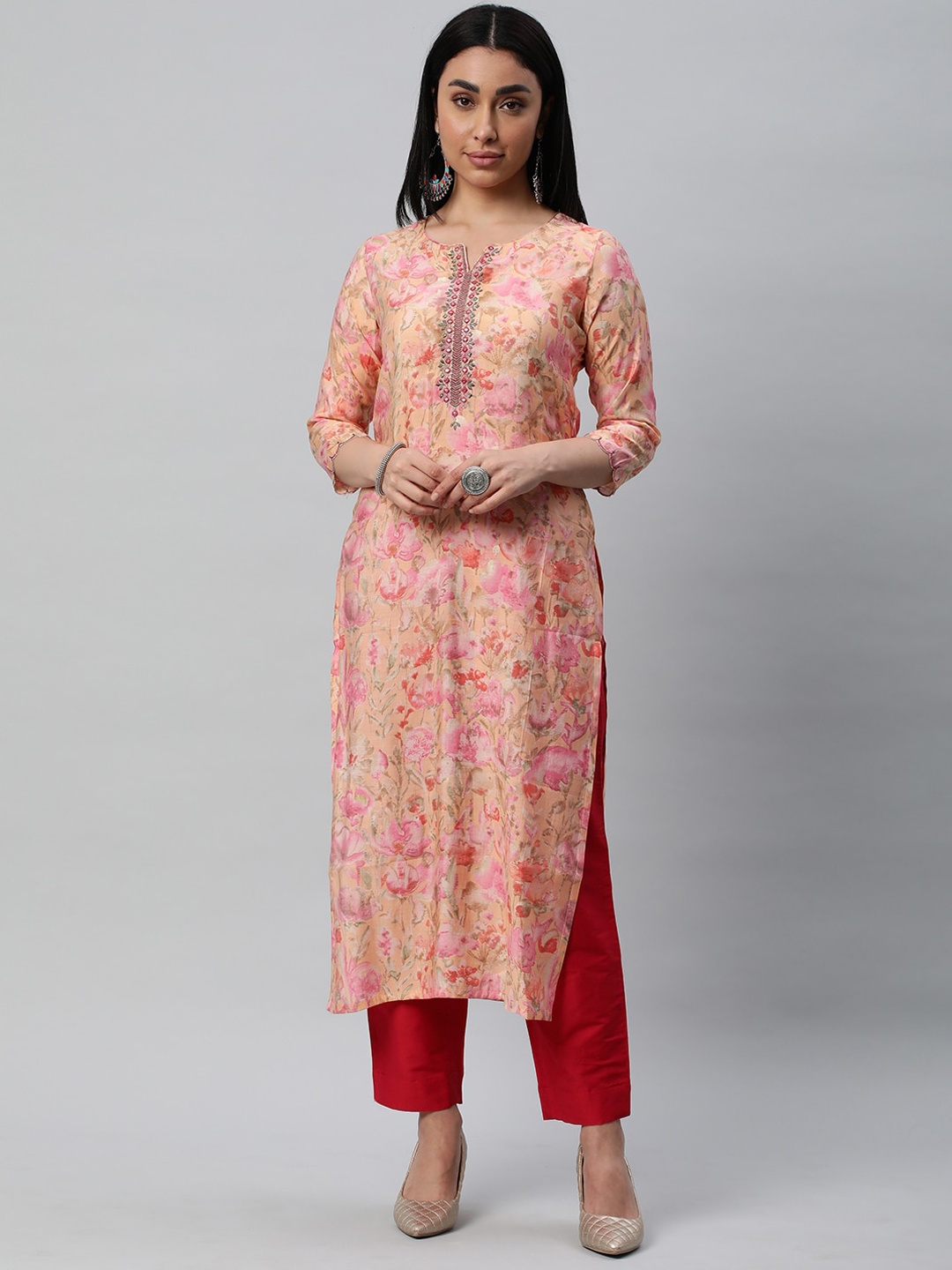 

KAMI KUBI Floral Printed Round Neck Sequinned Straight Kurta, Peach