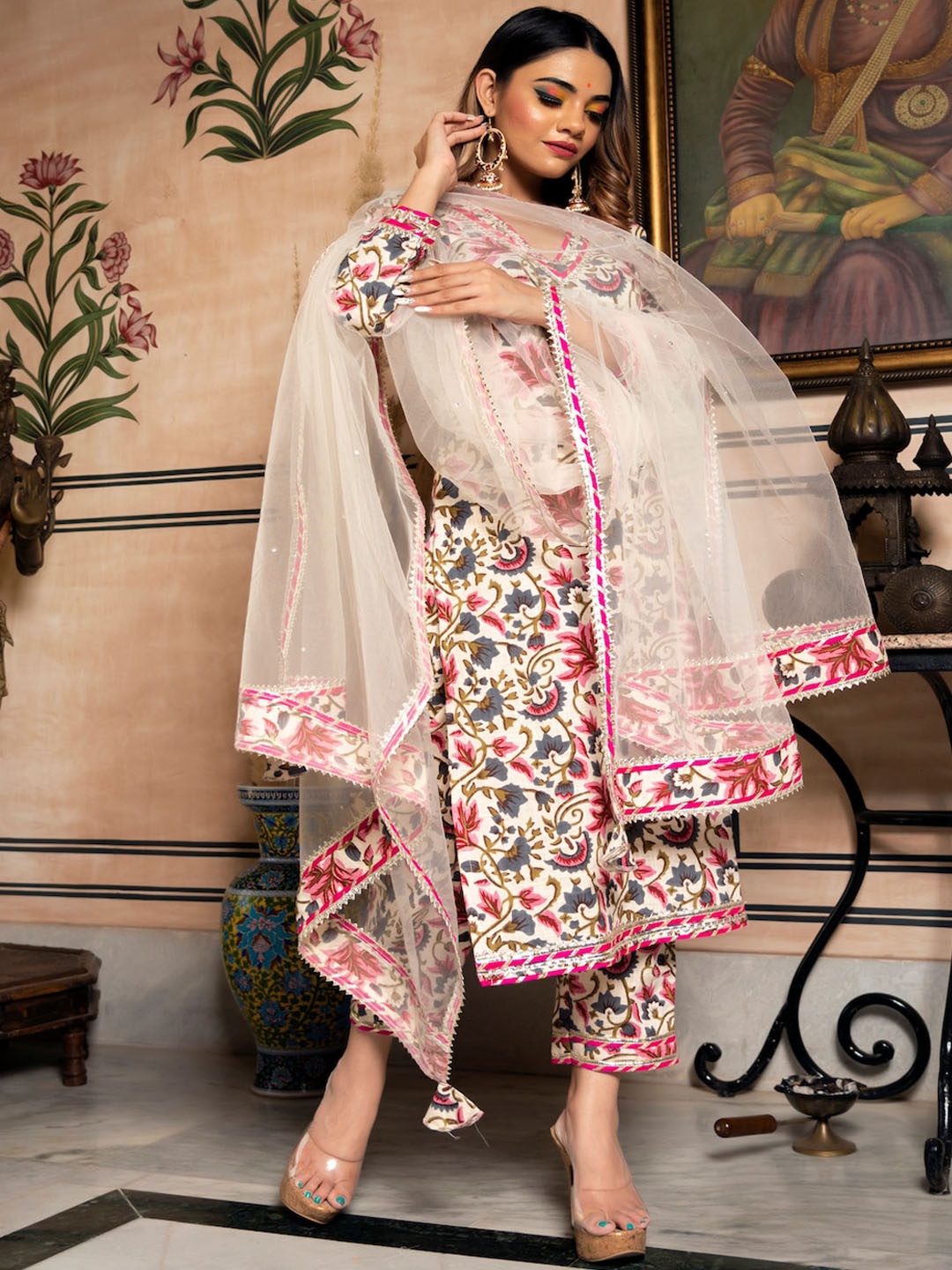 

Pomcha Floral Printed Regular Gotta Patti Kurta With Trousers & Dupatta, Off white