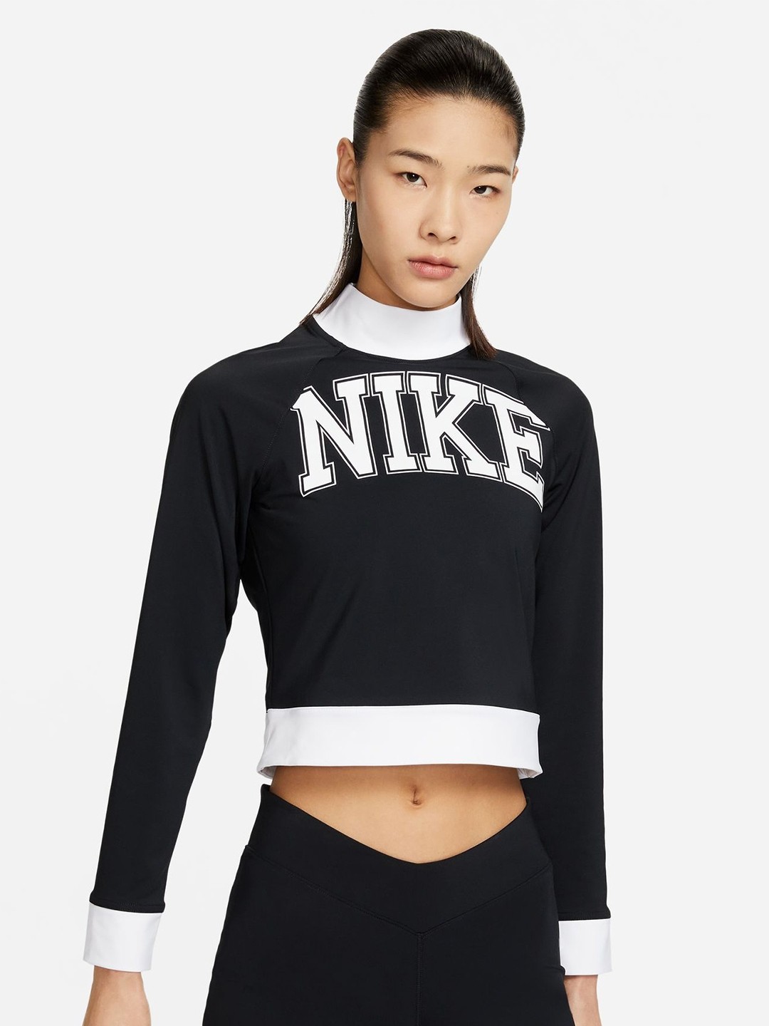 

Nike Sportswear Team Printed Long-Sleeve Tops, Black