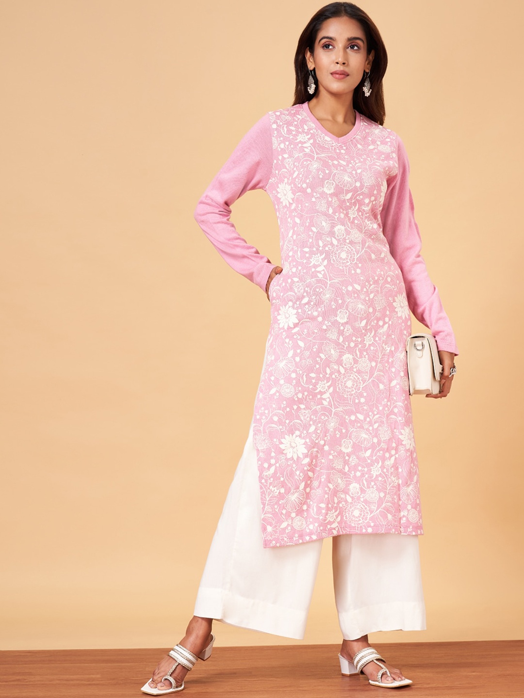 

YU by Pantaloons Floral Printed Acrylic Straight Kurta, Pink