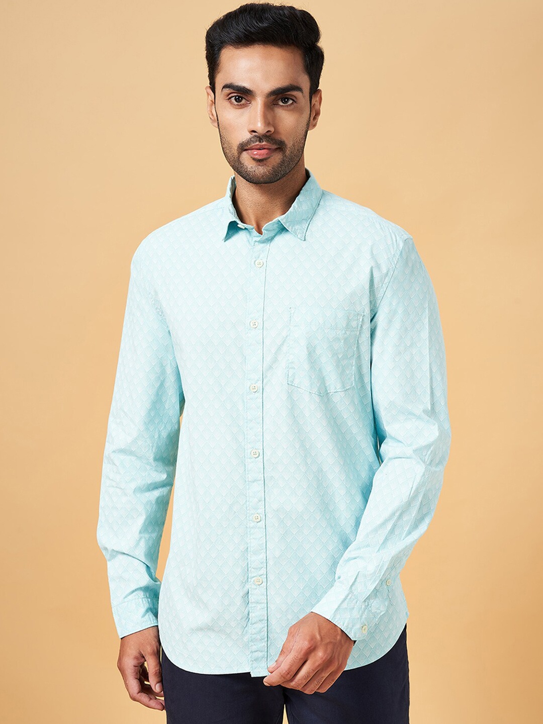 

BYFORD by Pantaloons Men Blue Slim Fit Micro Checks Opaque Printed Casual Shirt