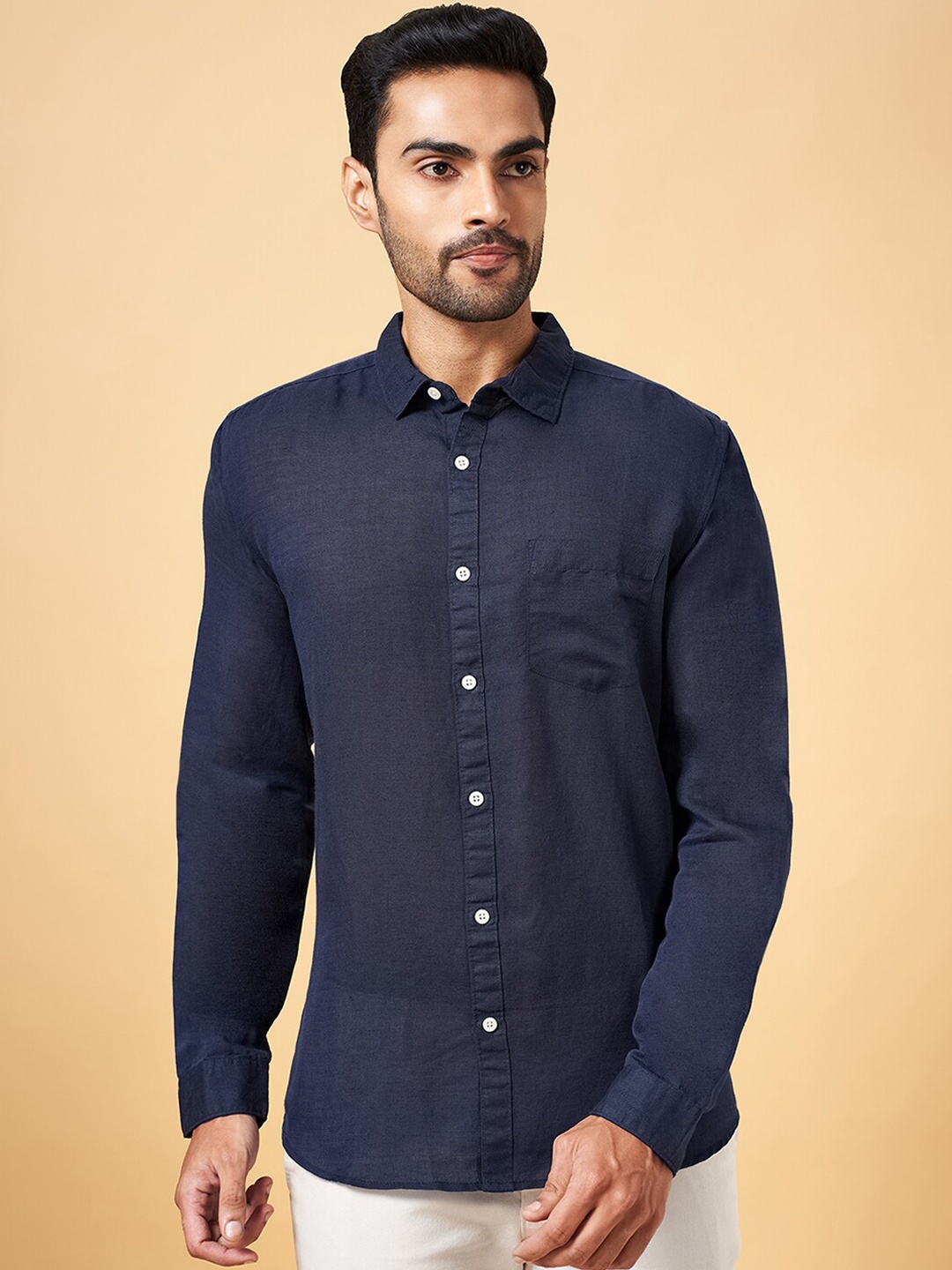 

BYFORD by Pantaloons Men Navy Blue Slim Fit Opaque Casual Shirt