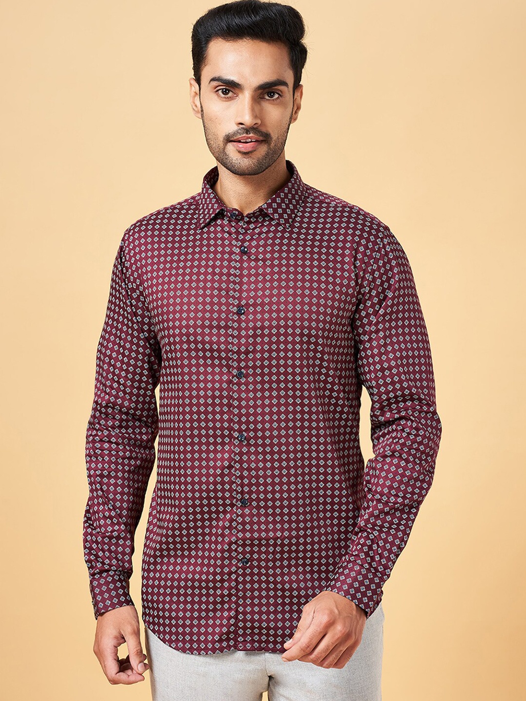 

BYFORD by Pantaloons Men Slim Fit Opaque Printed Party Shirt, Burgundy