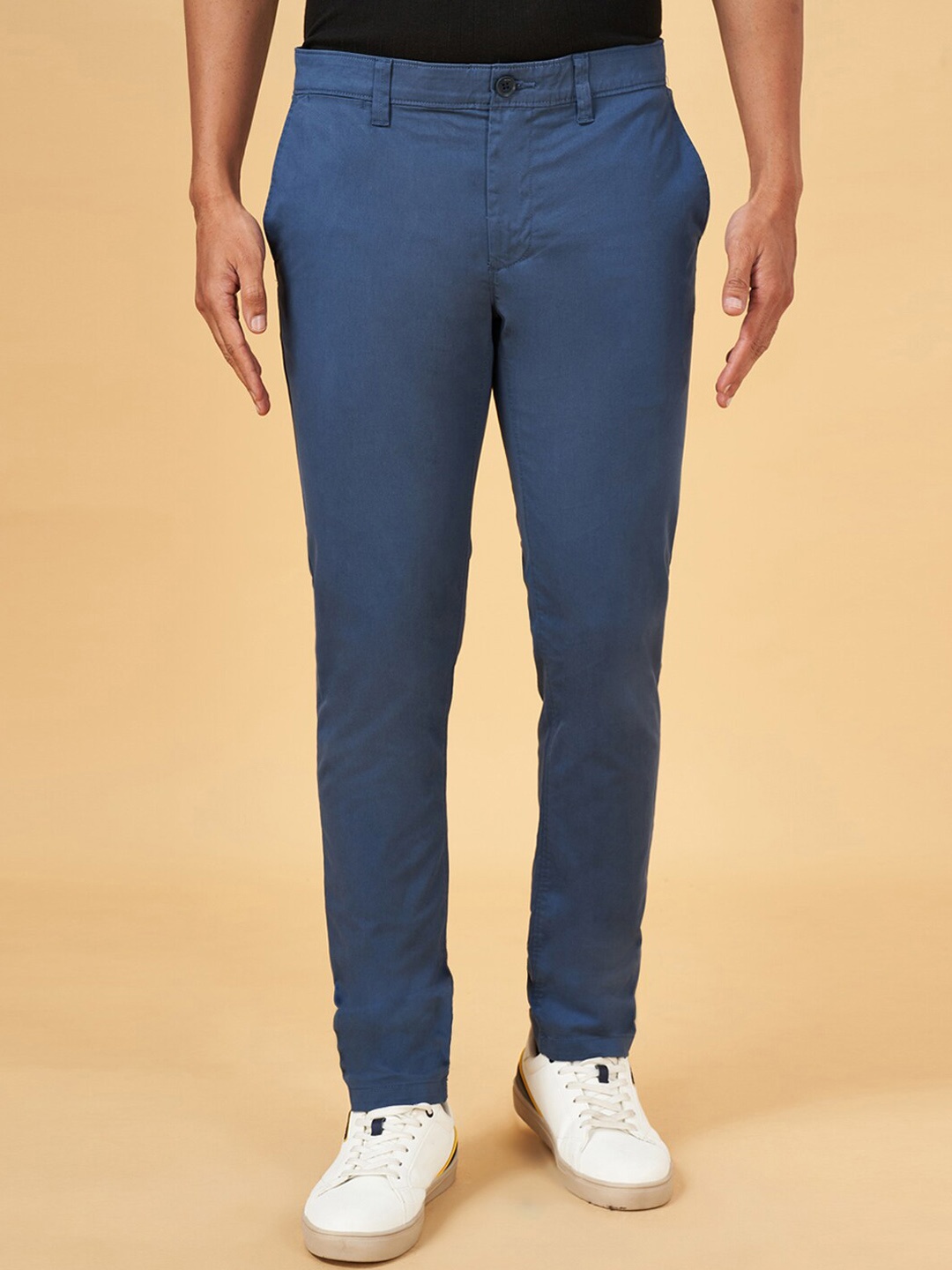 

BYFORD by Pantaloons Men Slim Fit Low-Rise Plain Cotton Regular Trousers, Blue