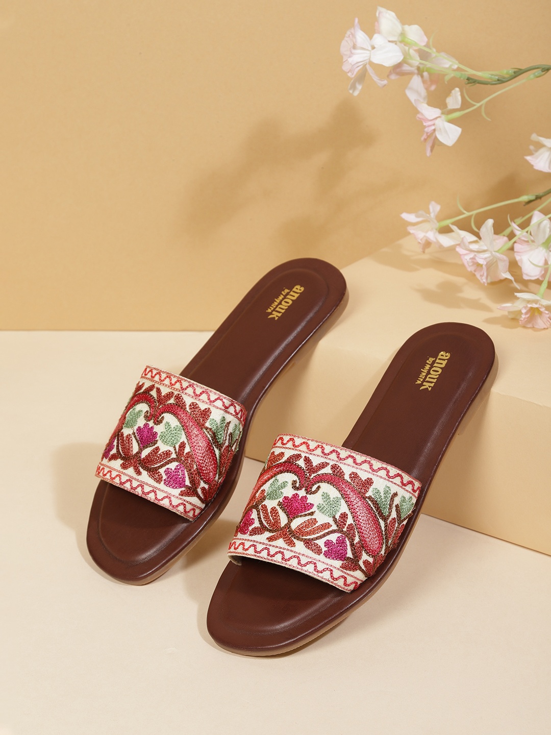 

Anouk Women Cream-Coloured Woven Design Open Toe Flats