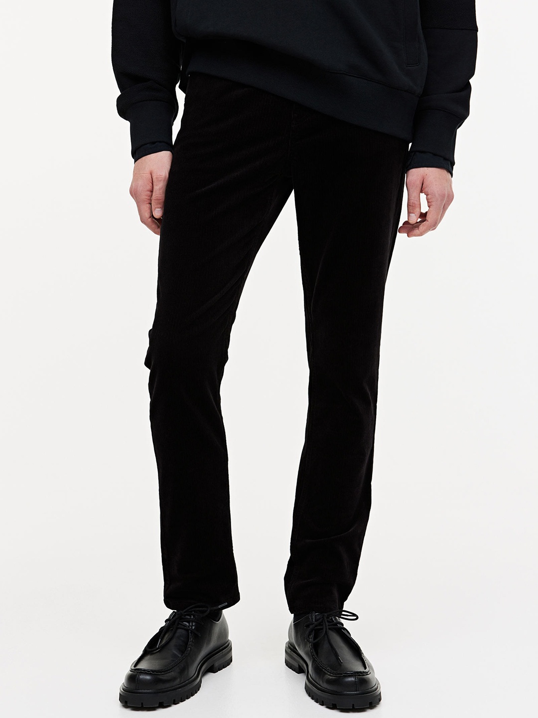 

H&M Men Slim Fit Corduroy Trousers, Black