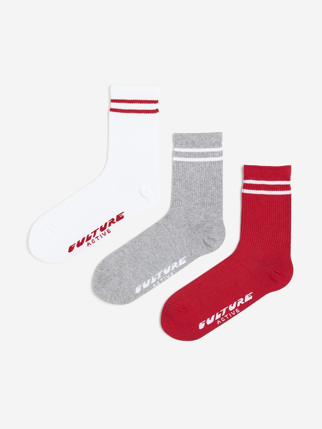 

H&M Men Pack Of 3 DryMove Sports Above Ankle-Length Socks, Red