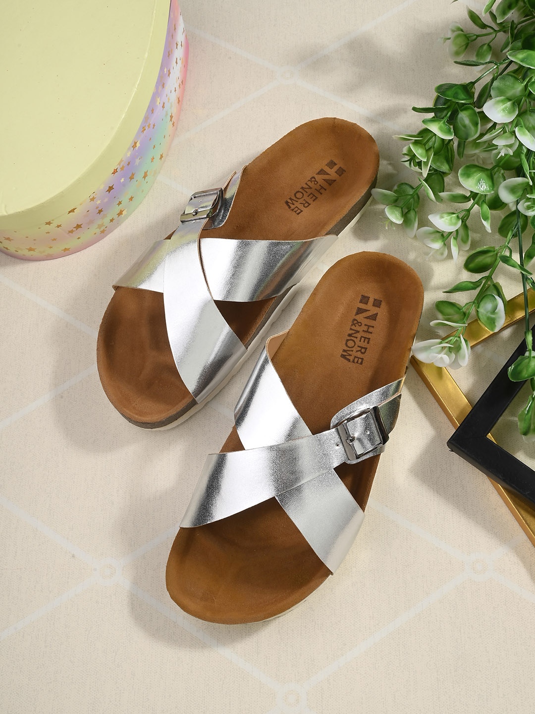 

HERE&NOW Silver-Toned & Brown Buckle Detail Cross Strap Open Toe Flats