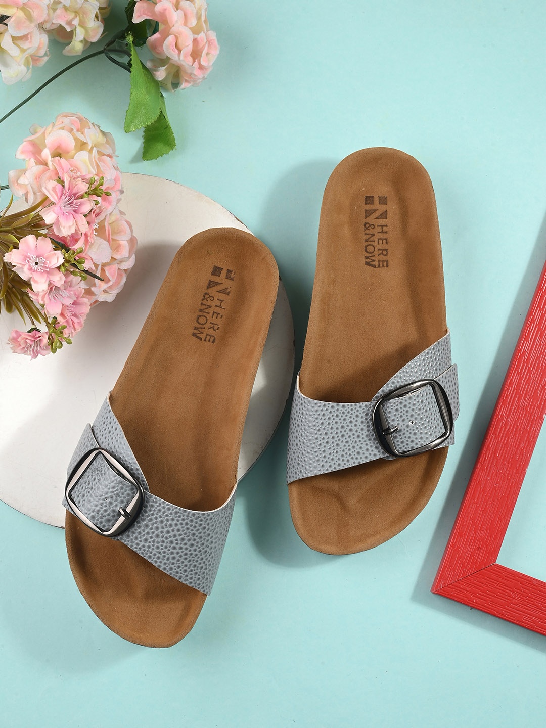 

HERE&NOW Open Toe Flats with Buckles, Grey