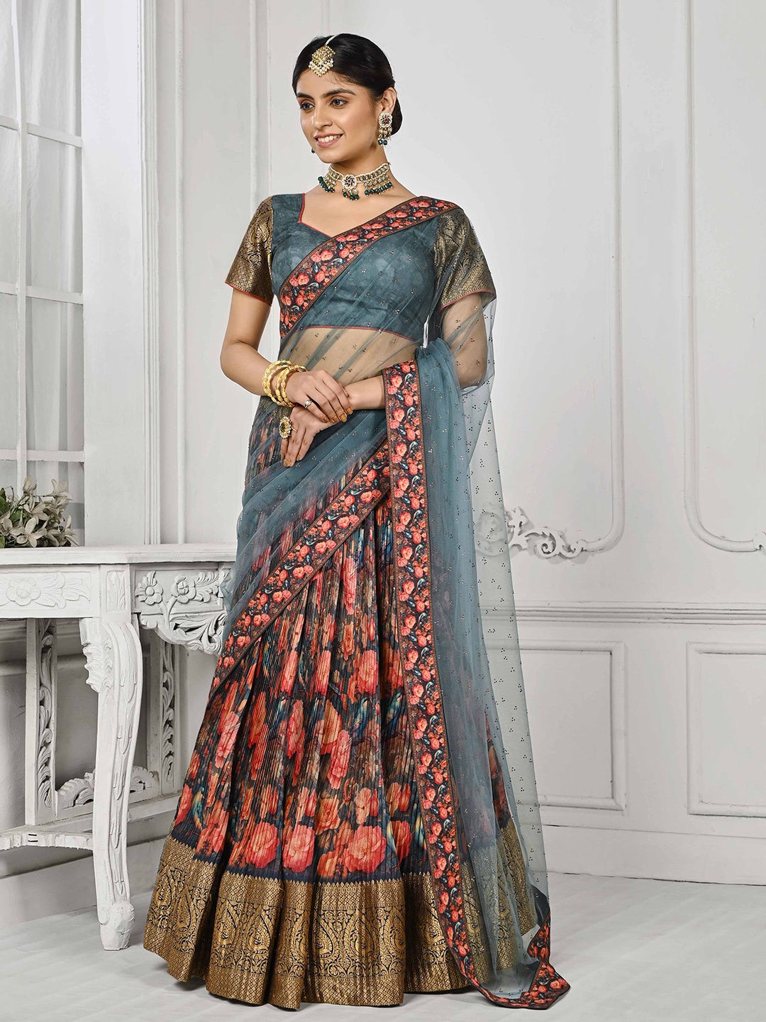 

SAPTRANGI Floral Printed Zari Semi-Stitched Lehenga Choli, Blue